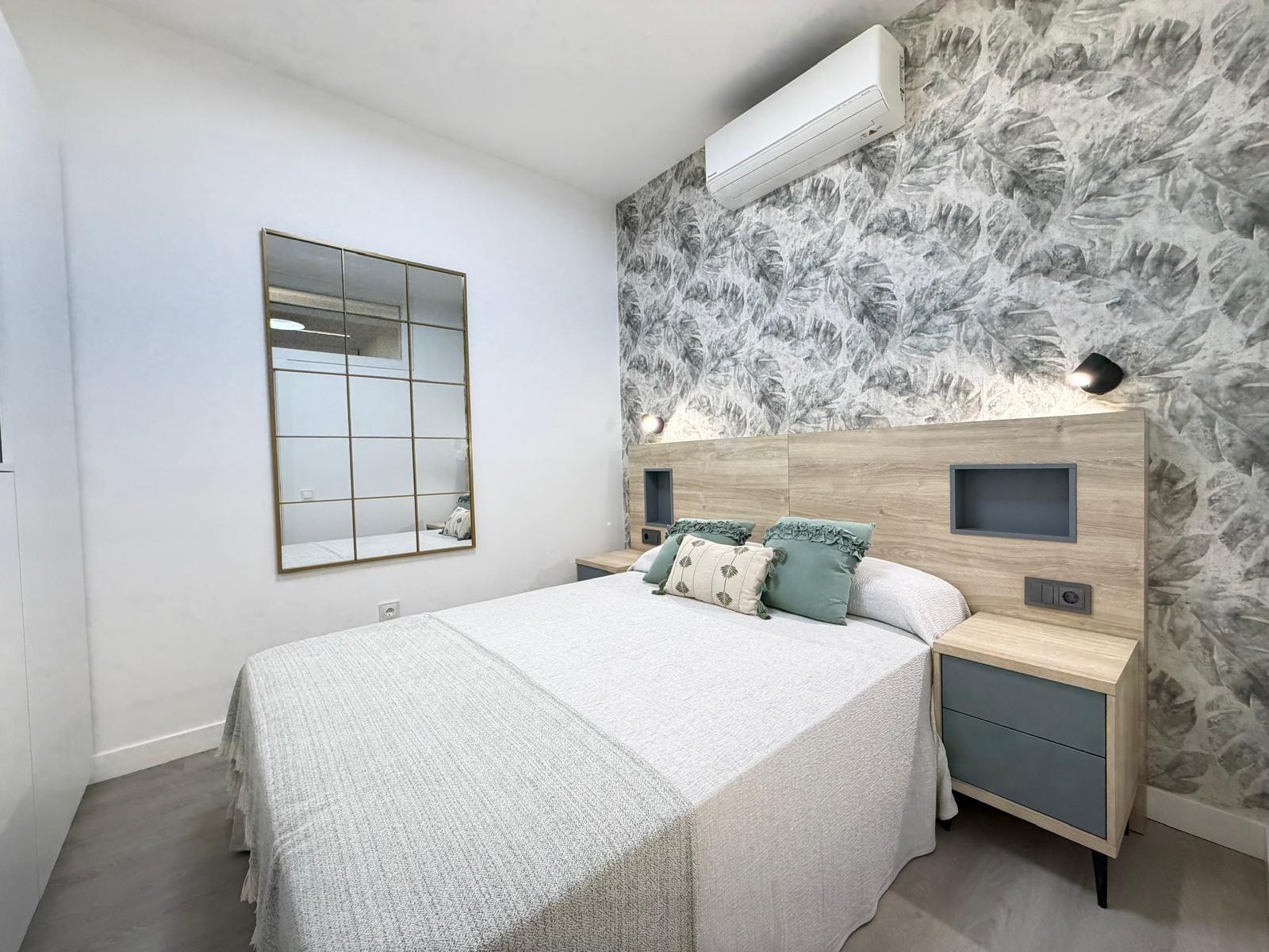 For sale - 2 Bedroom 2 Bathroom Apartment in Torrevieja - Playa Del Cura  - Alicante