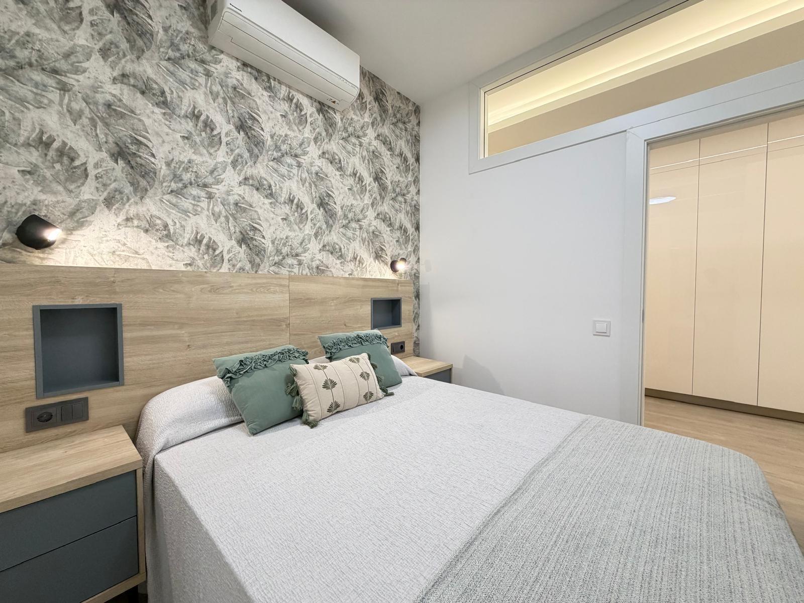 For sale - 2 Bedroom 2 Bathroom Apartment in Torrevieja - Playa Del Cura  - Alicante