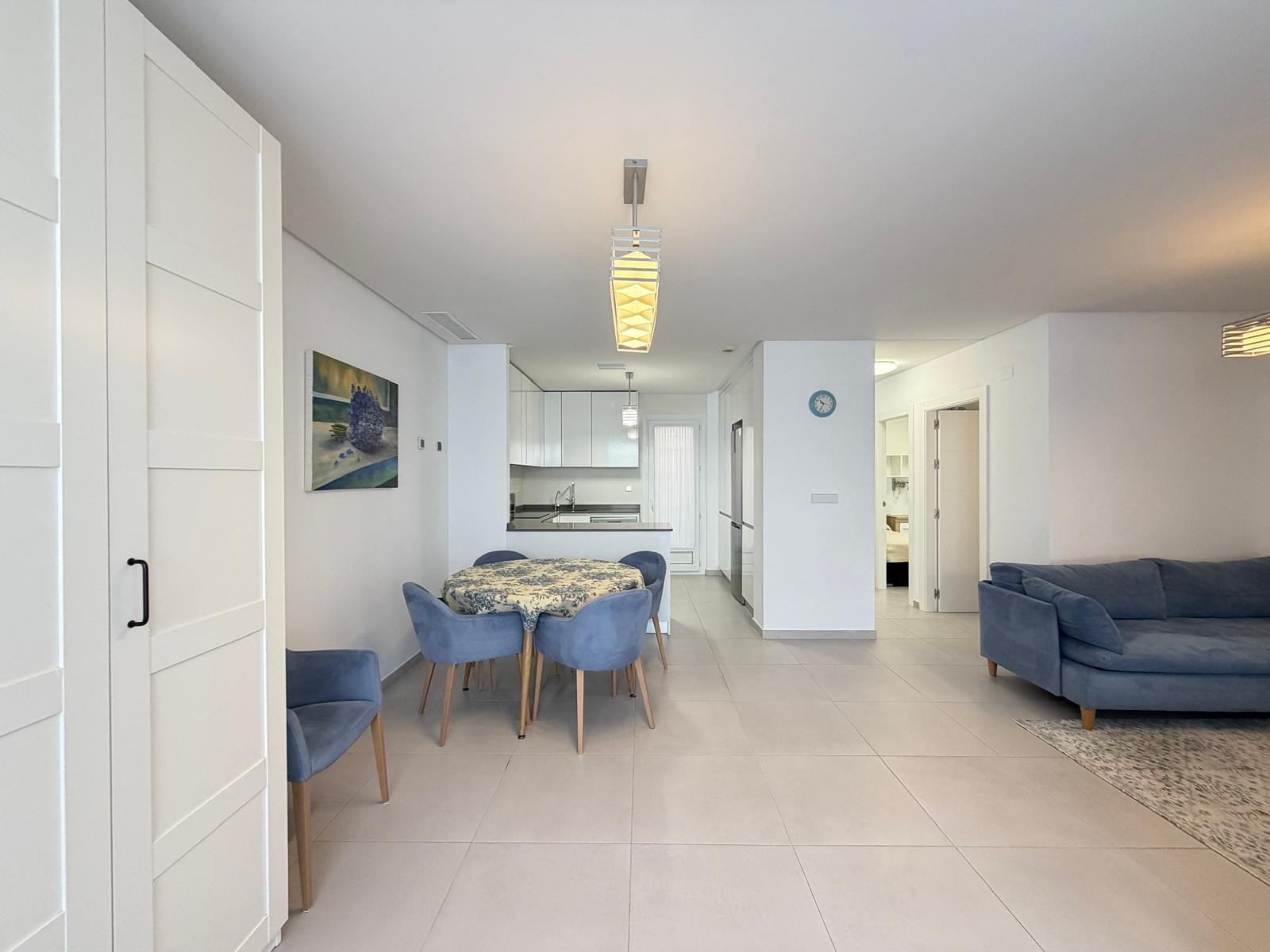 For sale - 3 Bedroom 3 Bathroom Town House in Torrevieja - aguas nuevas  - Alicante