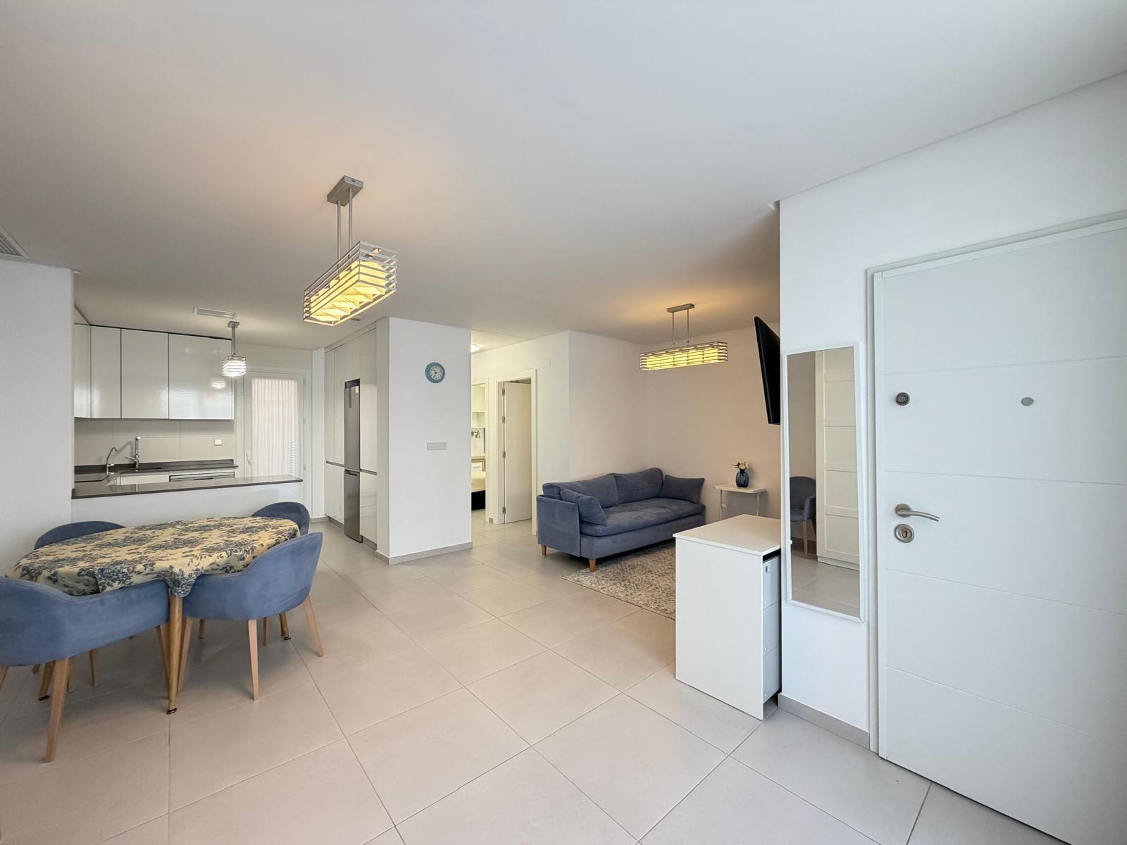 For sale - 3 Bedroom 3 Bathroom Town House in Torrevieja - aguas nuevas  - Alicante