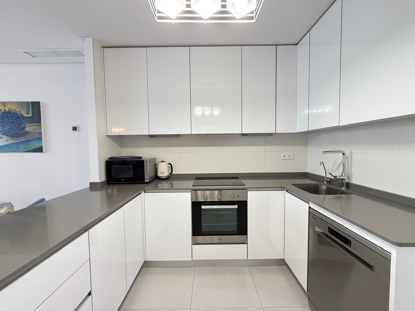For sale - 3 Bedroom 3 Bathroom Town House in Torrevieja - aguas nuevas  - Alicante