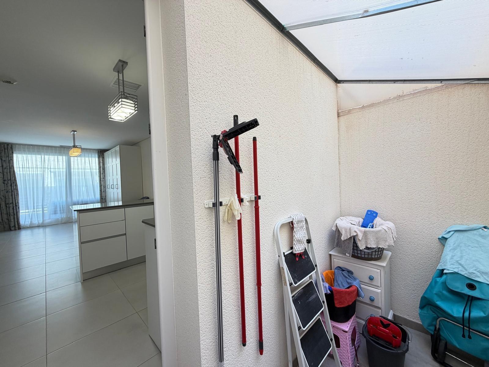 For sale - 3 Bedroom 3 Bathroom Town House in Torrevieja - aguas nuevas  - Alicante