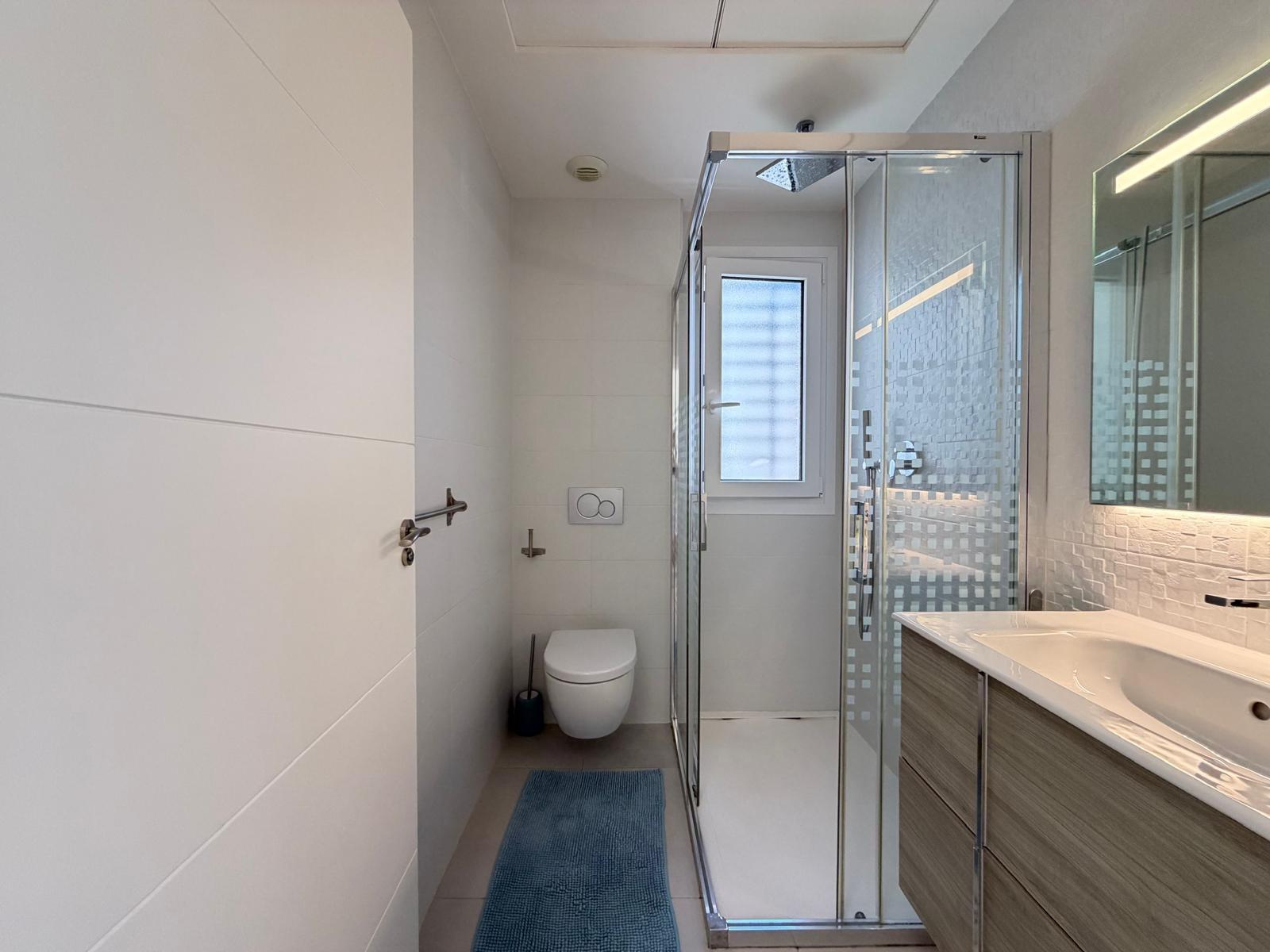 For sale - 3 Bedroom 3 Bathroom Town House in Torrevieja - aguas nuevas  - Alicante