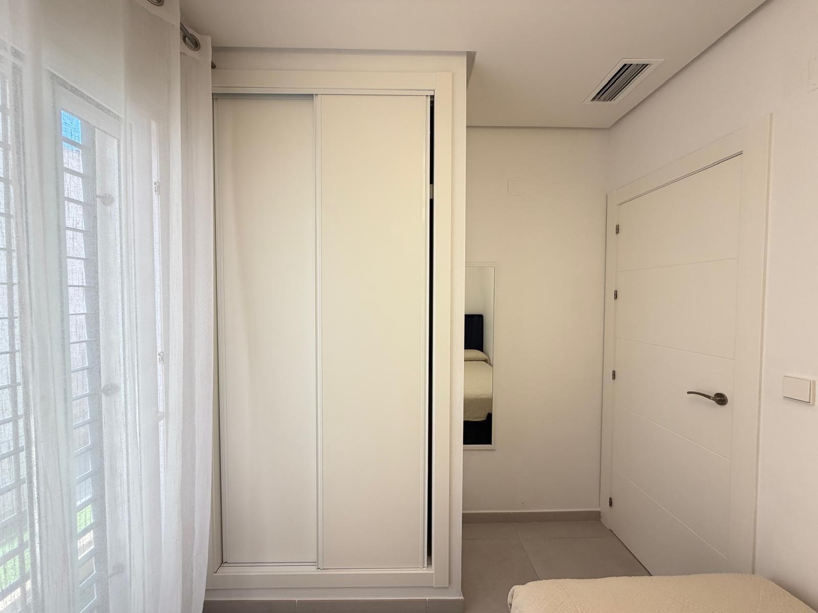 For sale - 3 Bedroom 3 Bathroom Town House in Torrevieja - aguas nuevas  - Alicante