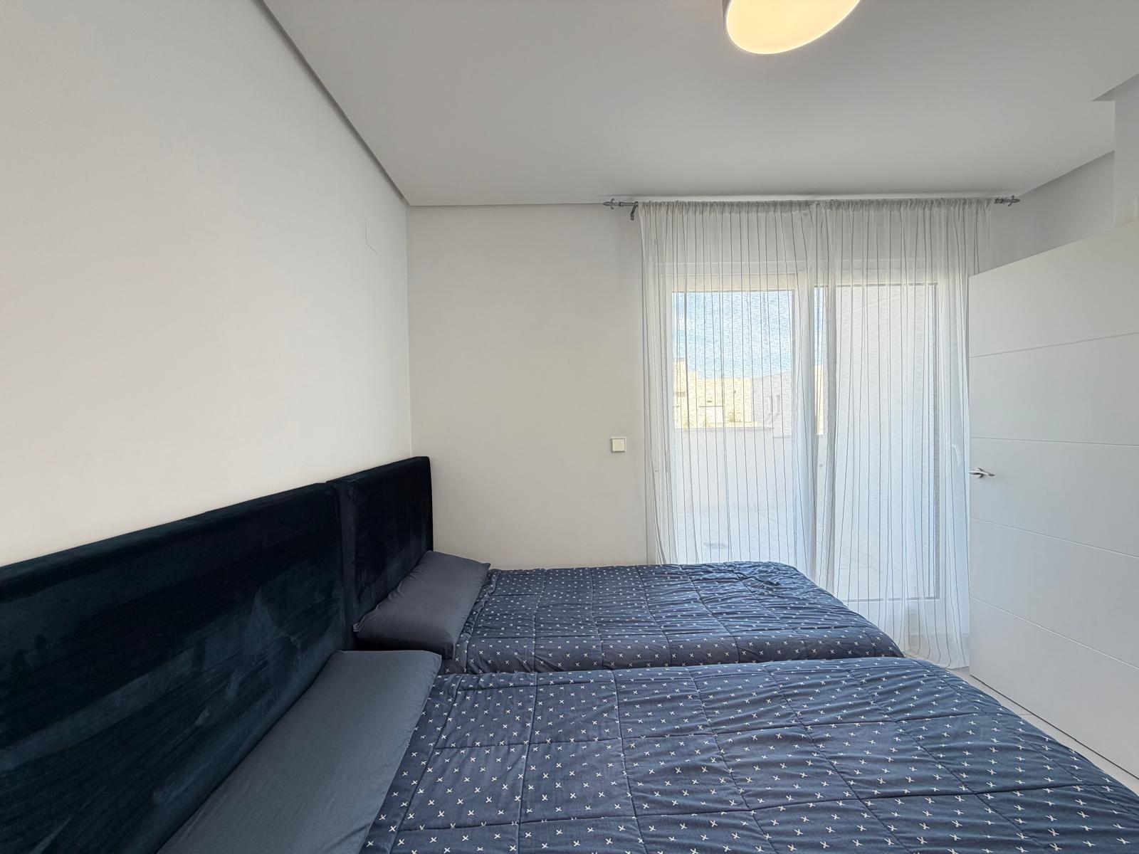 For sale - 3 Bedroom 3 Bathroom Town House in Torrevieja - aguas nuevas  - Alicante