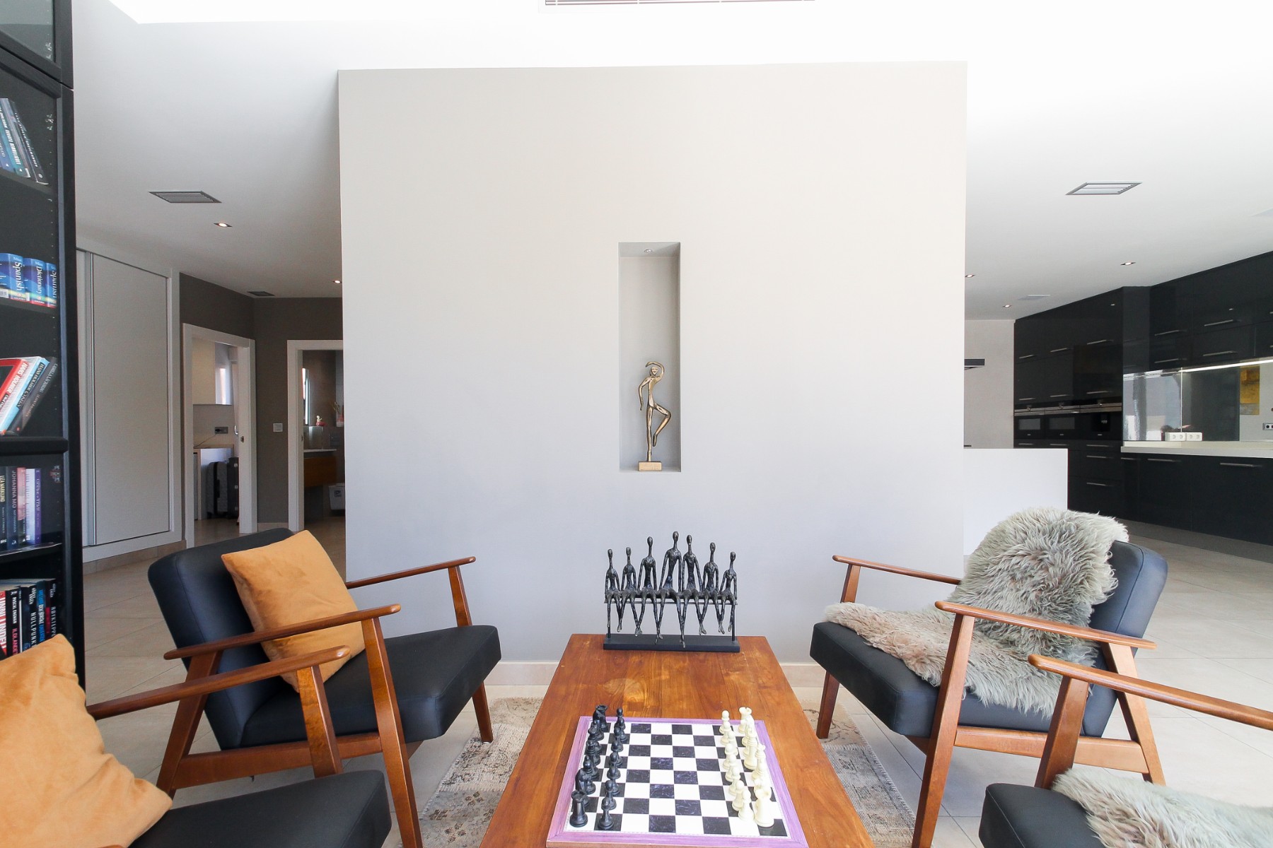 For sale - 4 Bedroom 2 Bathroom Villa in Torrevieja - Costa Blanca  - Alicante
