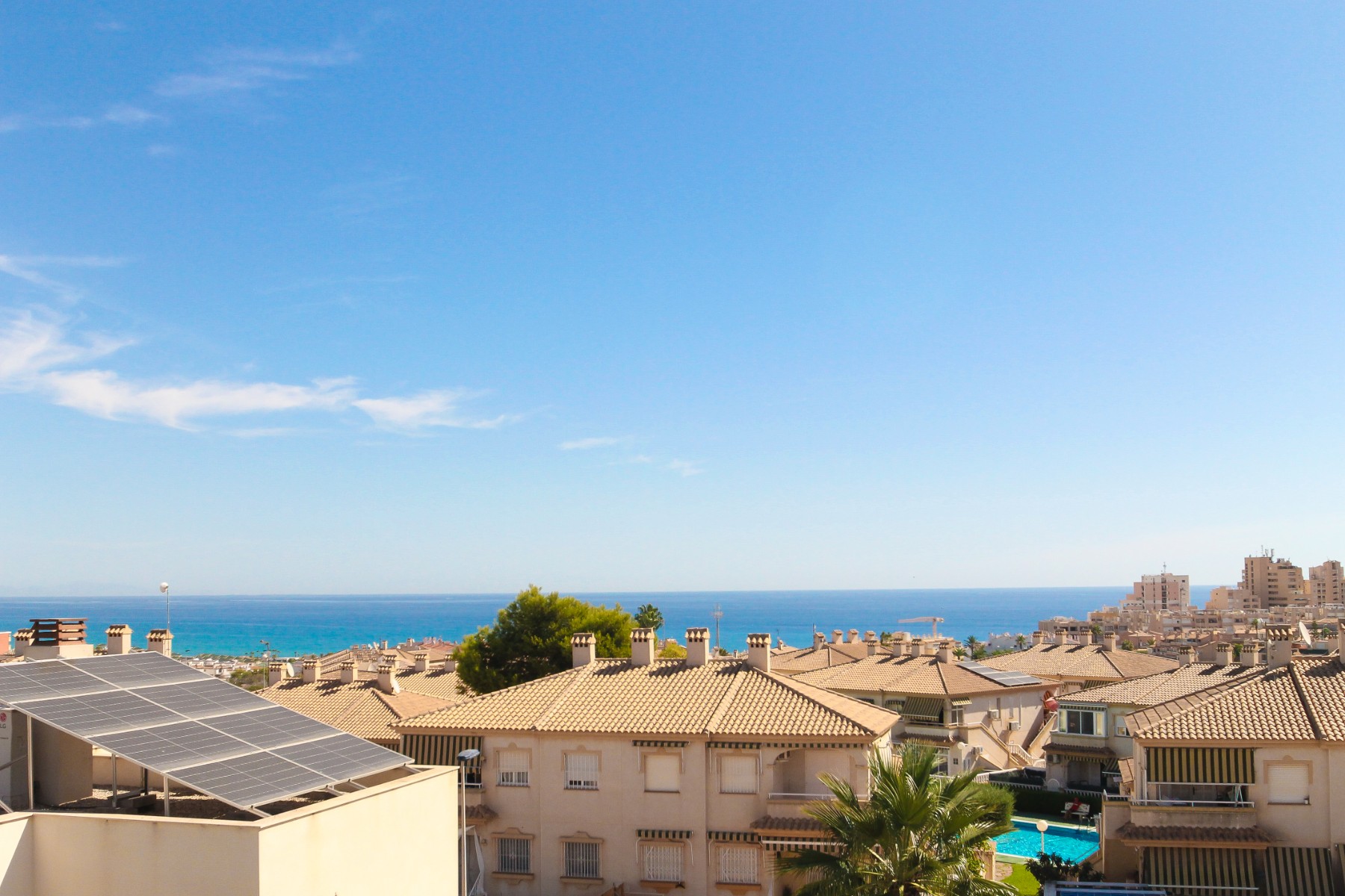 For sale - 4 Bedroom 2 Bathroom Villa in Torrevieja - Costa Blanca  - Alicante