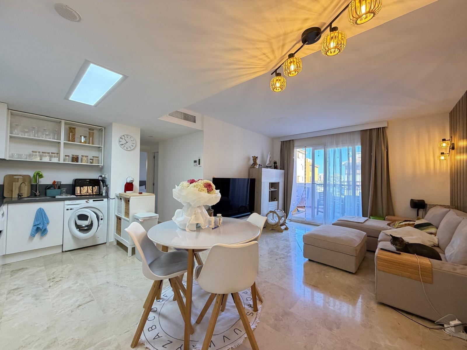 For sale - 3 Bedroom 2 Bathroom Apartment in Torrevieja - Punta Prima  - Alicante