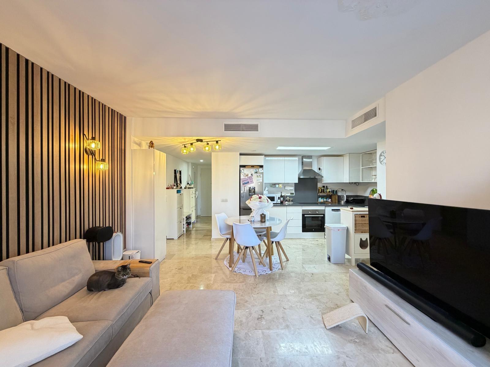 For sale - 3 Bedroom 2 Bathroom Apartment in Torrevieja - Punta Prima  - Alicante