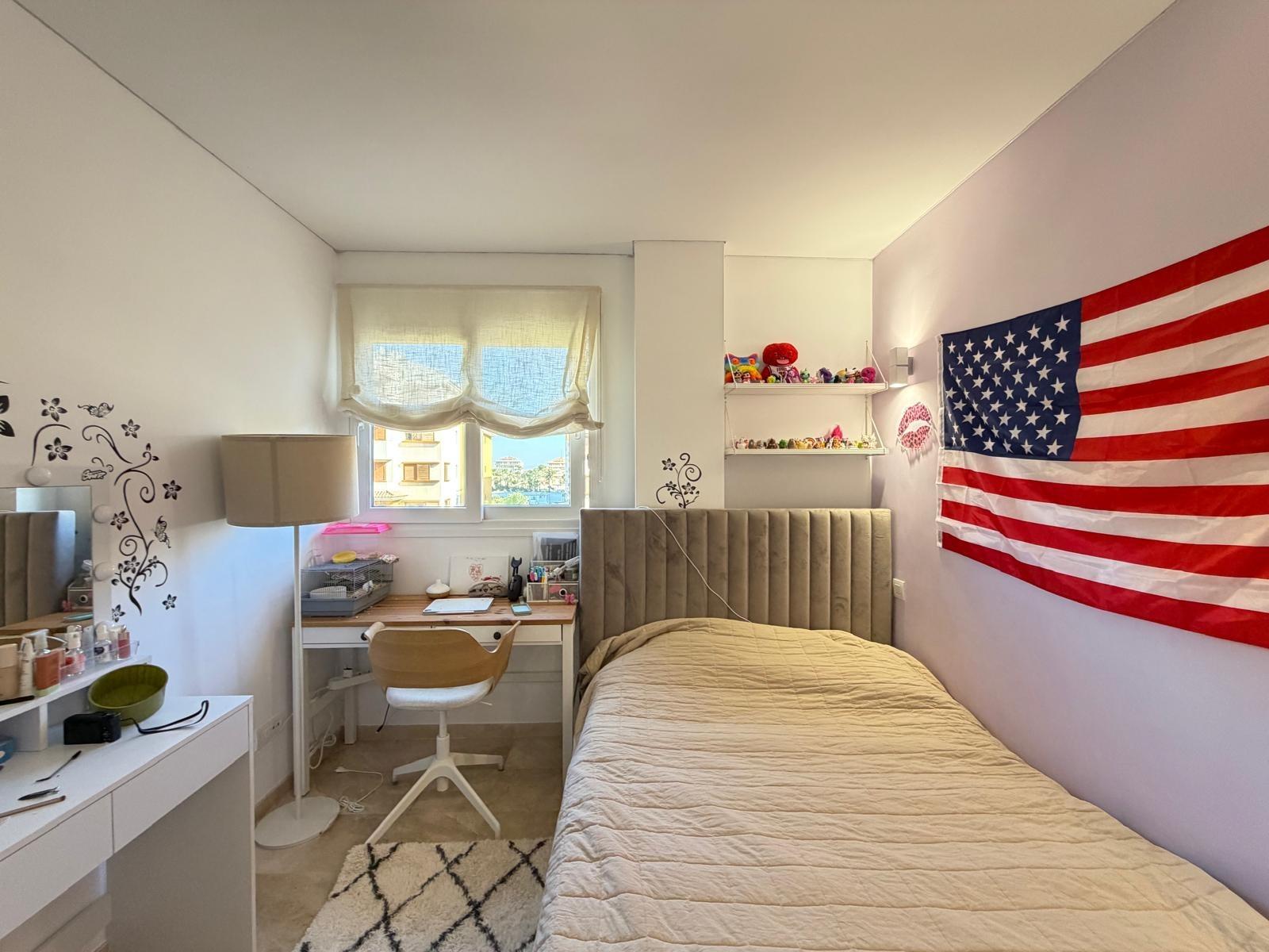 For sale - 3 Bedroom 2 Bathroom Apartment in Torrevieja - Punta Prima  - Alicante