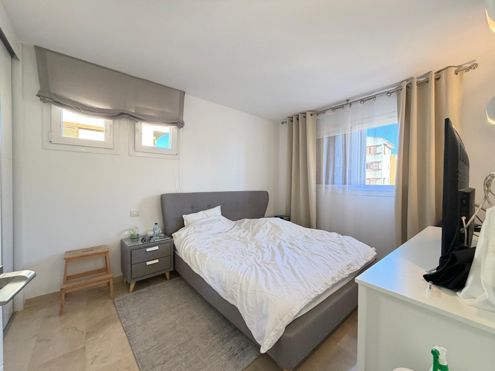 For sale - 3 Bedroom 2 Bathroom Apartment in Torrevieja - Punta Prima  - Alicante