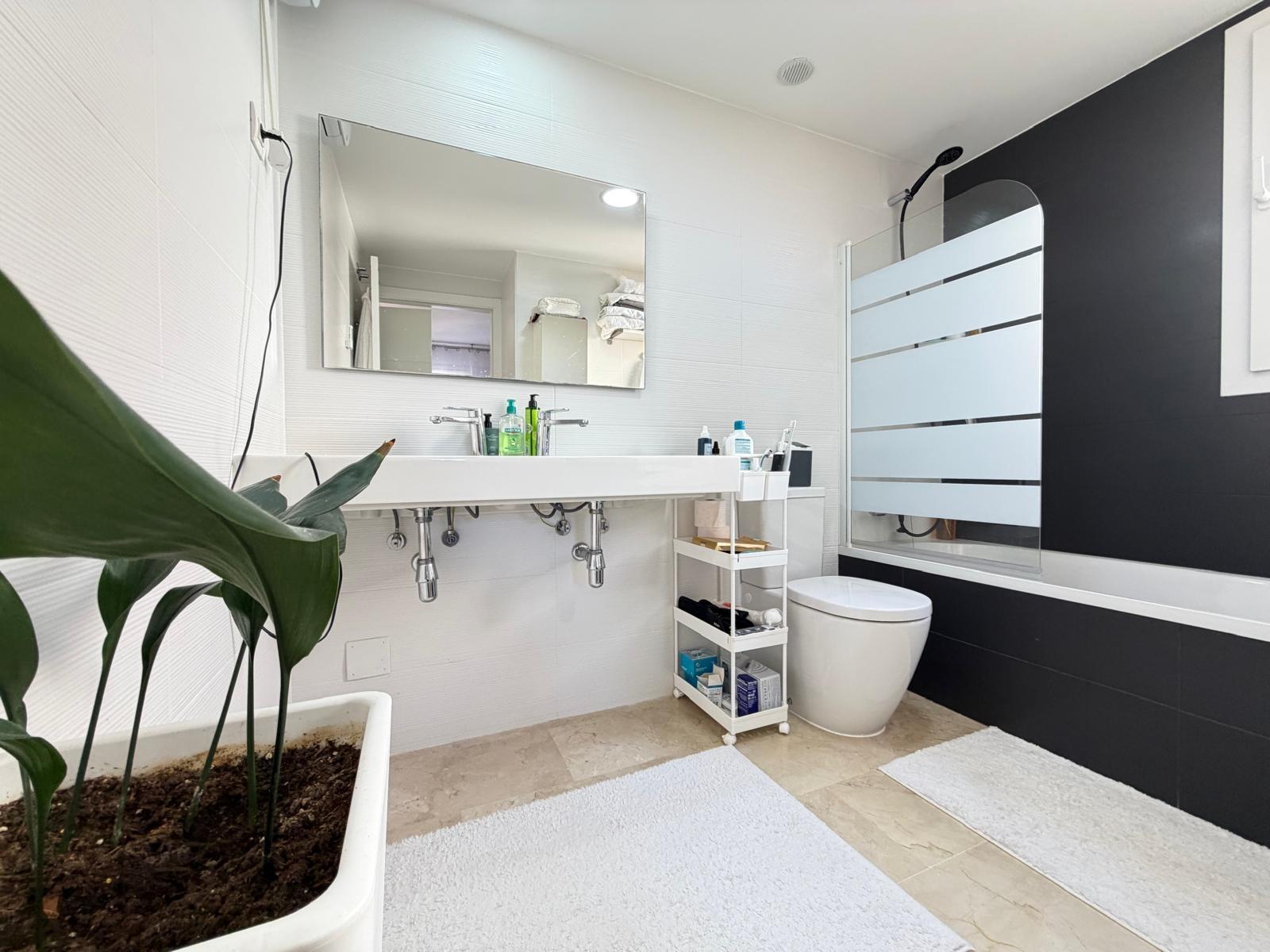 For sale - 3 Bedroom 2 Bathroom Apartment in Torrevieja - Punta Prima  - Alicante