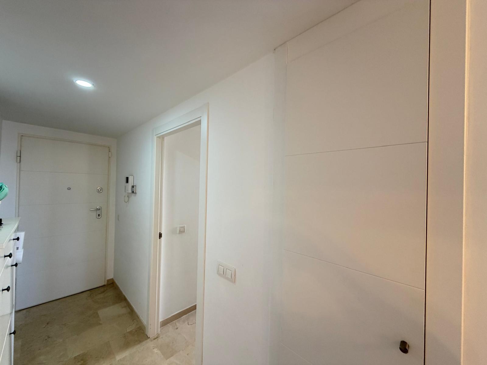 For sale - 3 Bedroom 2 Bathroom Apartment in Torrevieja - Punta Prima  - Alicante