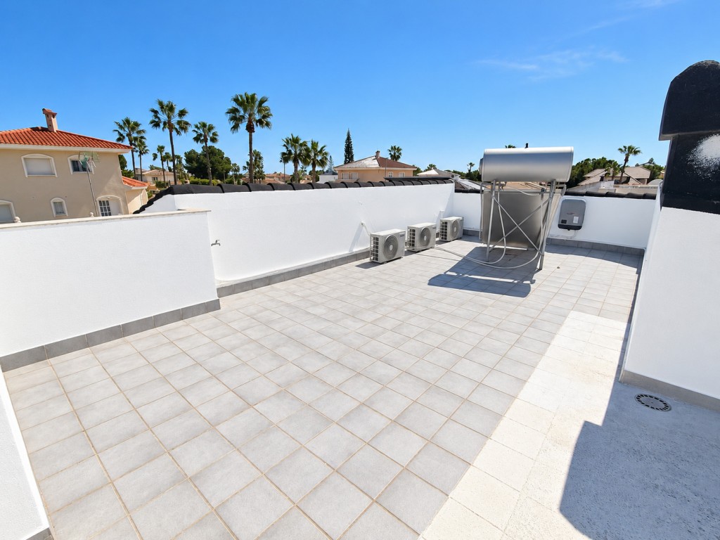 For sale - 3 Bedroom 2 Bathroom Villa in Ciudad Quesada - Costa Blanca  - Alicante
