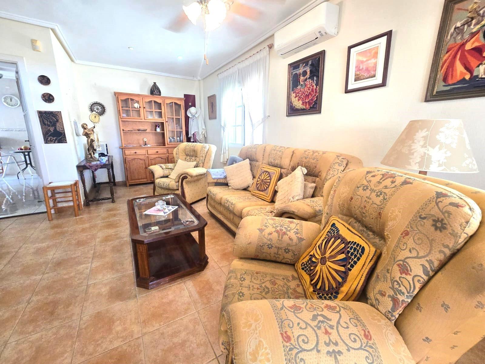 For sale - 3 Bedroom 2 Bathroom Villa in Torrevieja - Los Balcones - Los Altos Del Edén  - Alicante