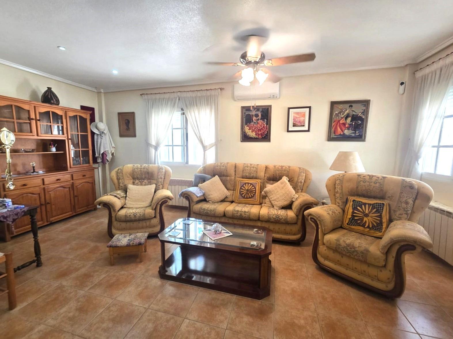 For sale - 3 Bedroom 2 Bathroom Villa in Torrevieja - Los Balcones - Los Altos Del Edén  - Alicante