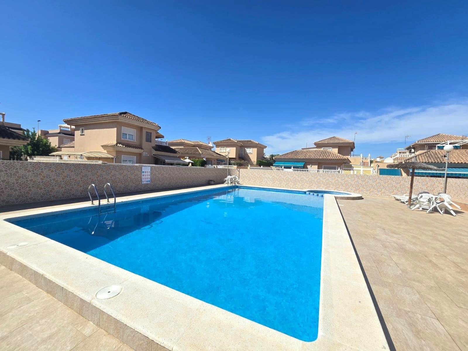 For sale - 3 Bedroom 2 Bathroom Villa in Torrevieja - Los Balcones - Los Altos Del Edén  - Alicante