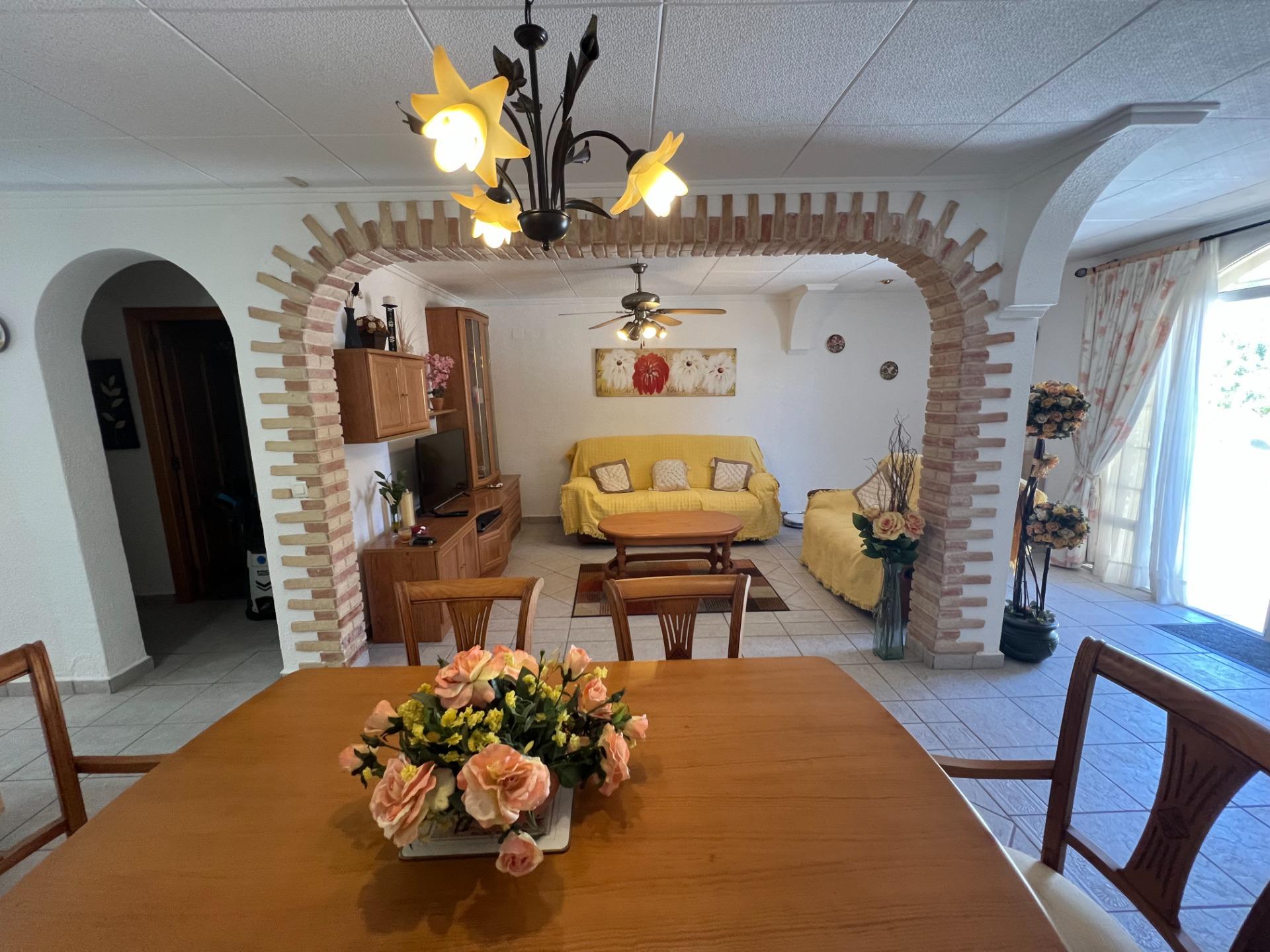 For sale - 3 Bedroom 2 Bathroom Town House in Torrevieja - San Luis  - Alicante