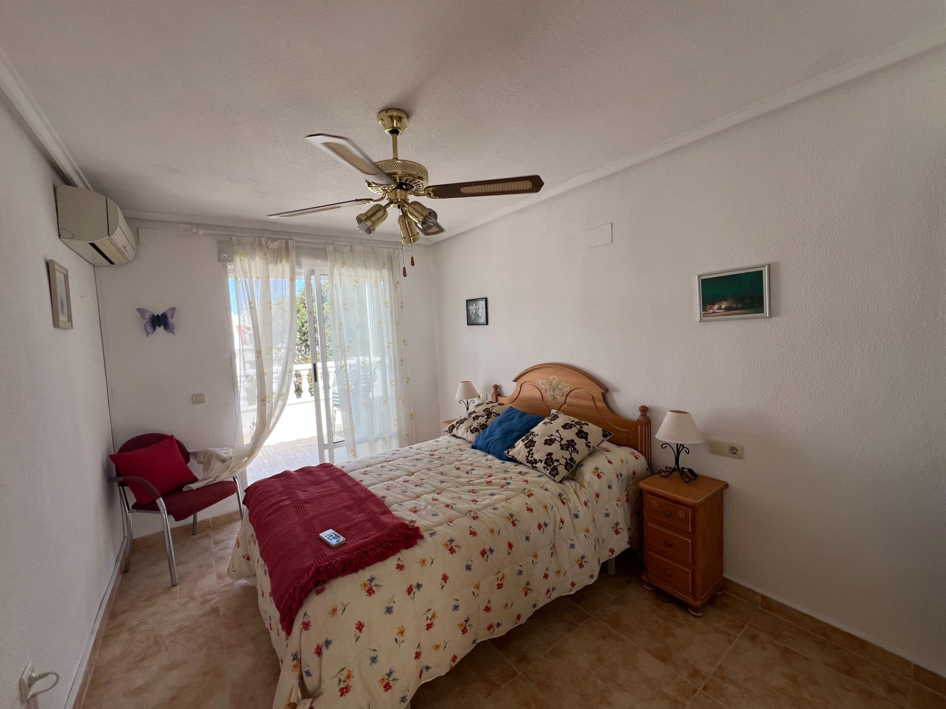 For sale - 3 Bedroom 2 Bathroom Town House in Torrevieja - San Luis  - Alicante