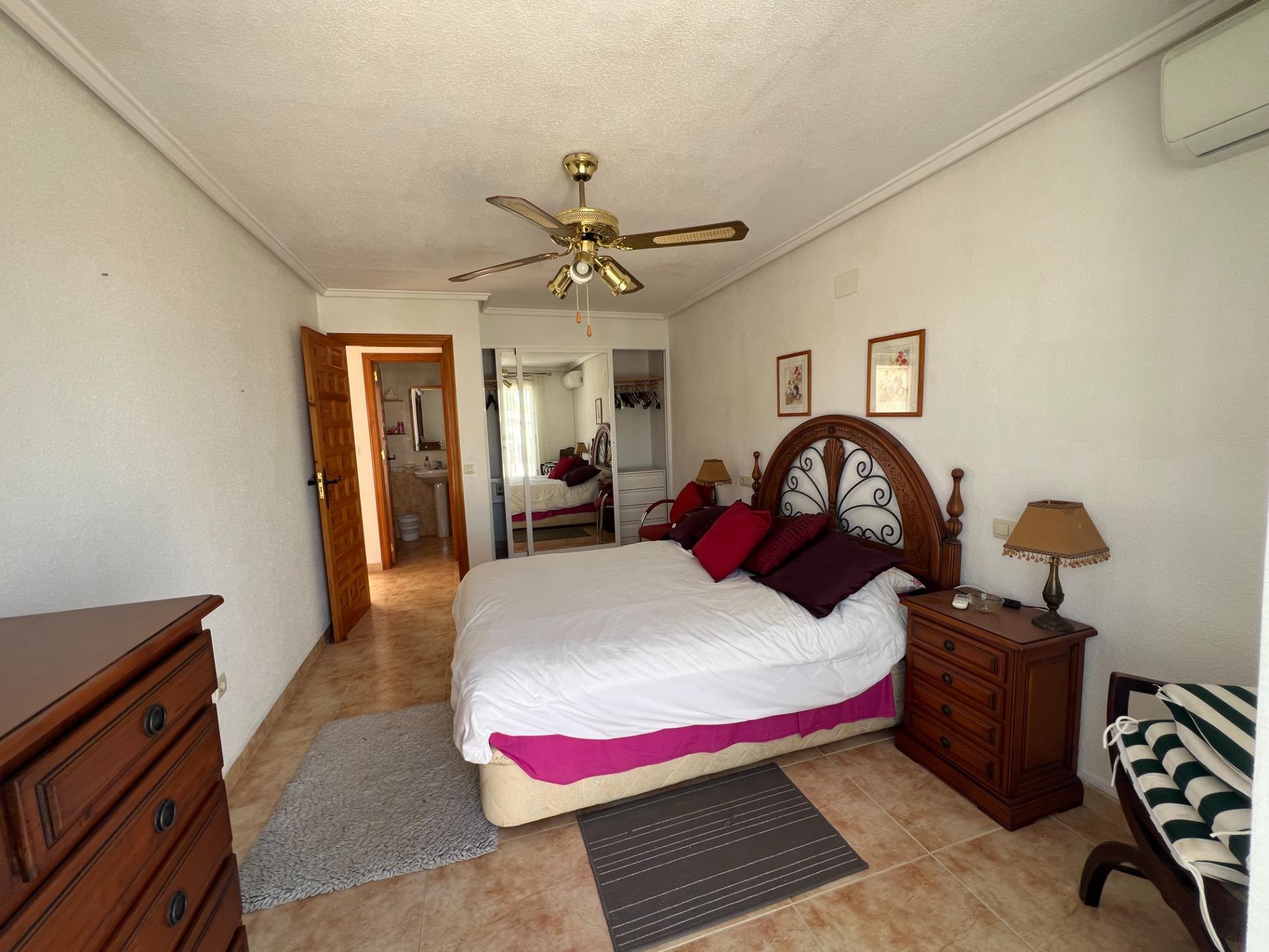 For sale - 3 Bedroom 2 Bathroom Town House in Torrevieja - San Luis  - Alicante