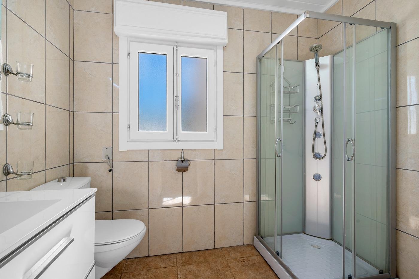 For sale - 6 Bedroom 3 Bathroom Villa in Ciudad Quesada - Costa Blanca  - Alicante