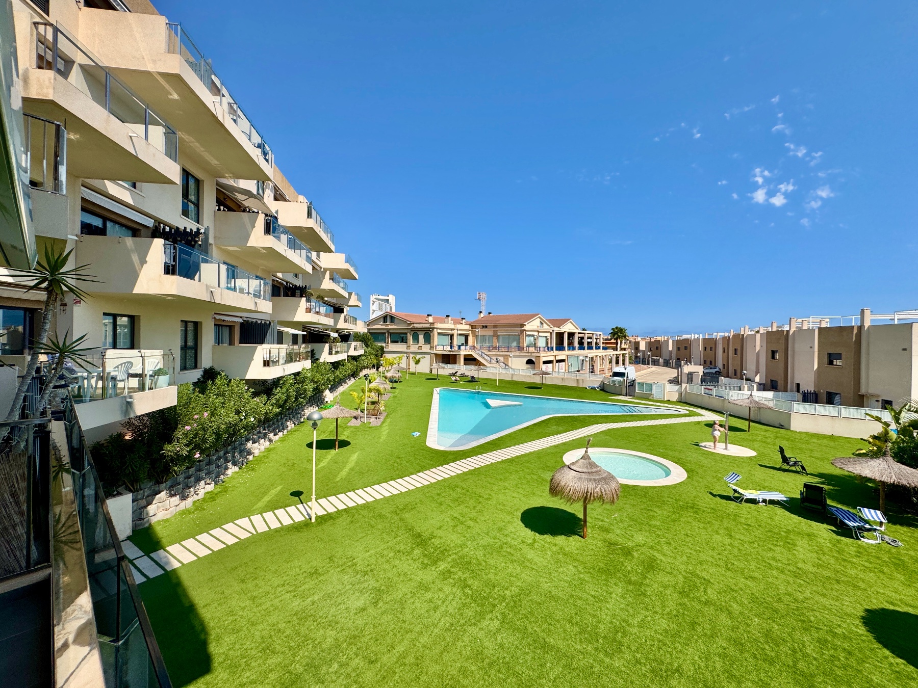For sale - 2 Bedroom 2 Bathroom Apartment in Orihuela - Inland  - Alicante