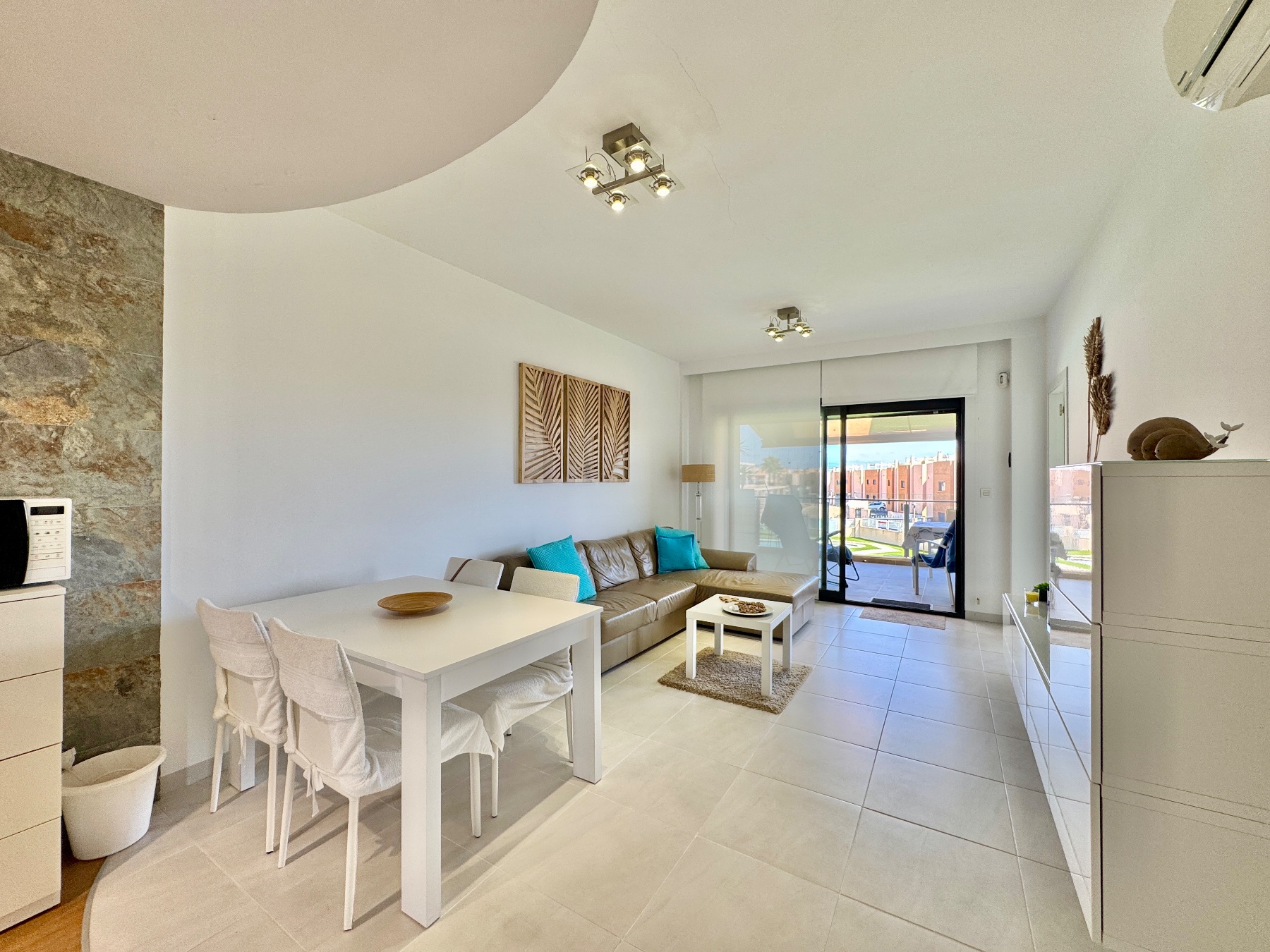 For sale - 2 Bedroom 2 Bathroom Apartment in Orihuela - Inland  - Alicante