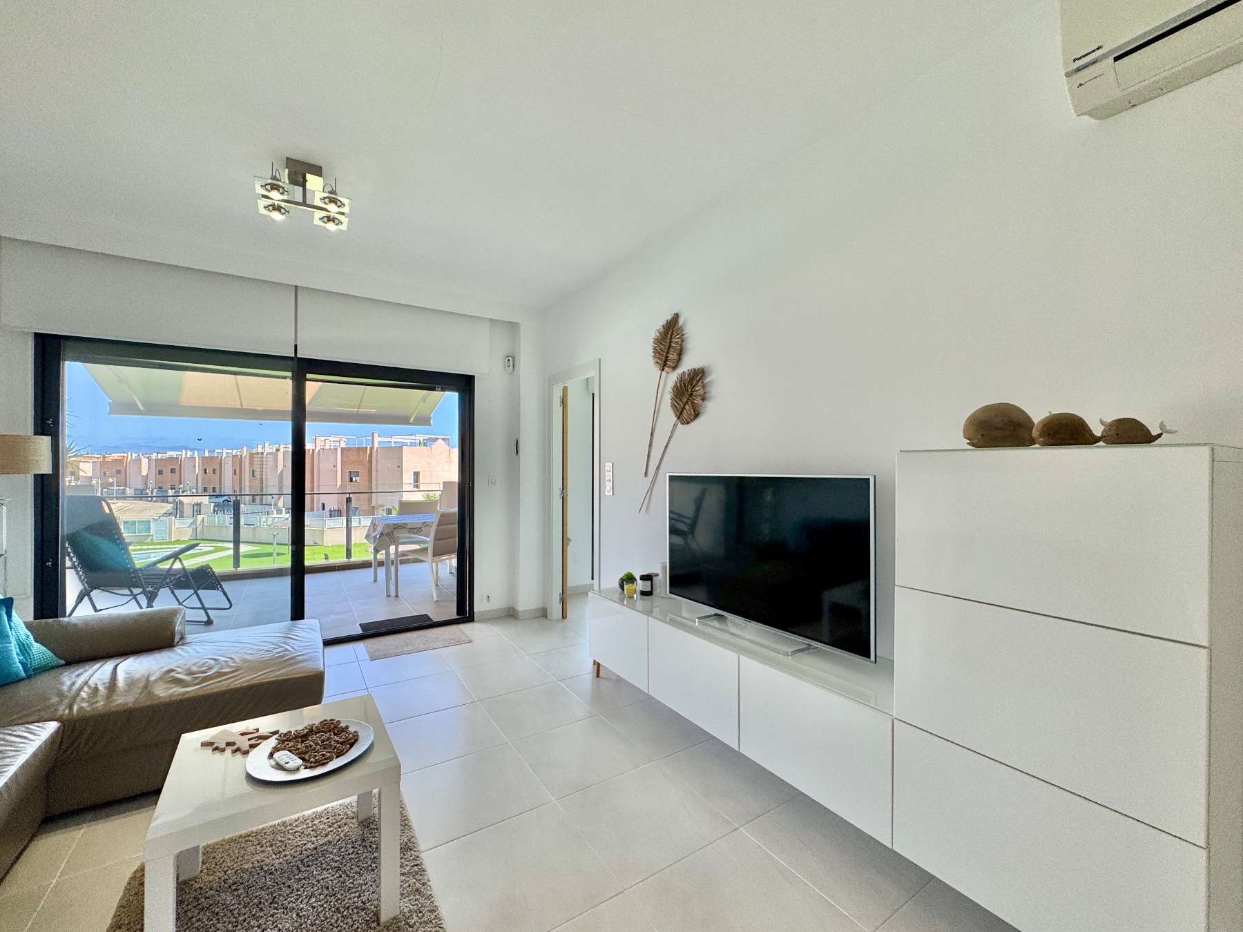 For sale - 2 Bedroom 2 Bathroom Apartment in Orihuela - Inland  - Alicante
