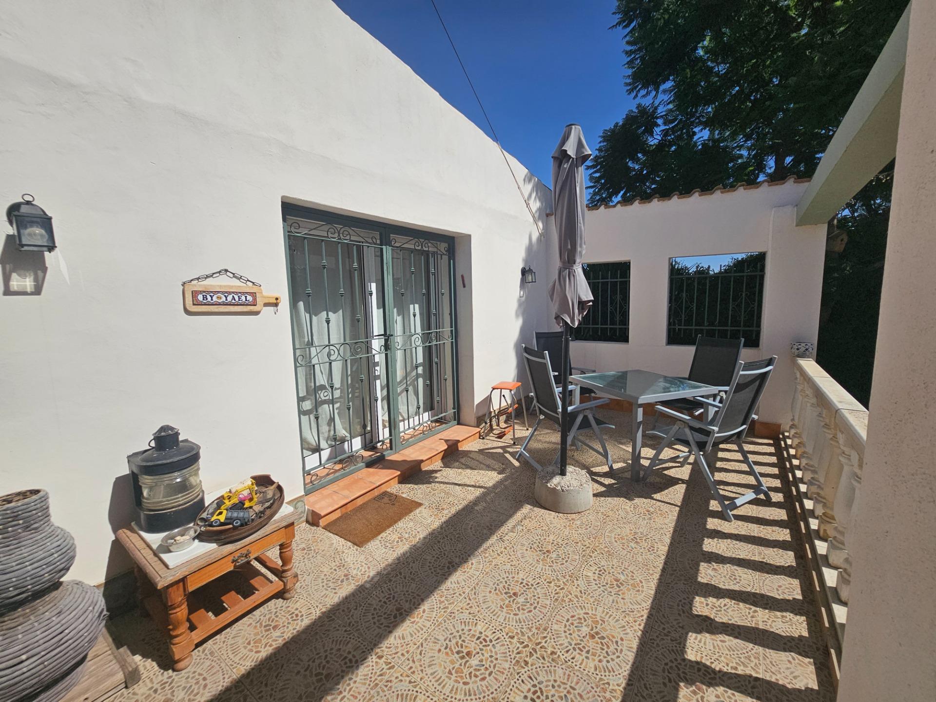 For sale - 5 Bedroom 4 Bathroom Villa in Orihuela - Molins-campaneta-san Bartolomé  - Alicante