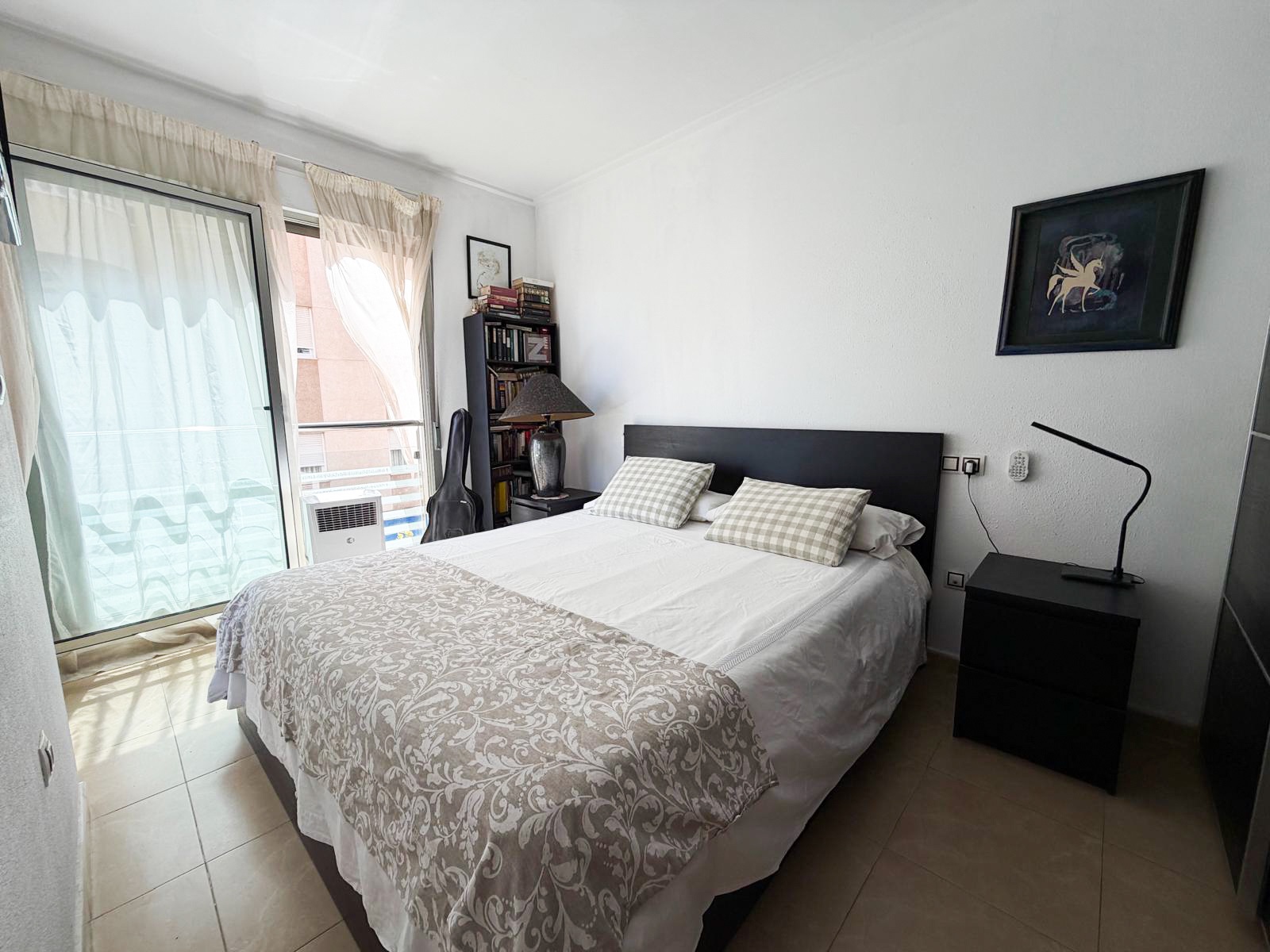 For sale - 3 Bedroom 2 Bathroom Apartment in Torrevieja - Costa Blanca  - Alicante