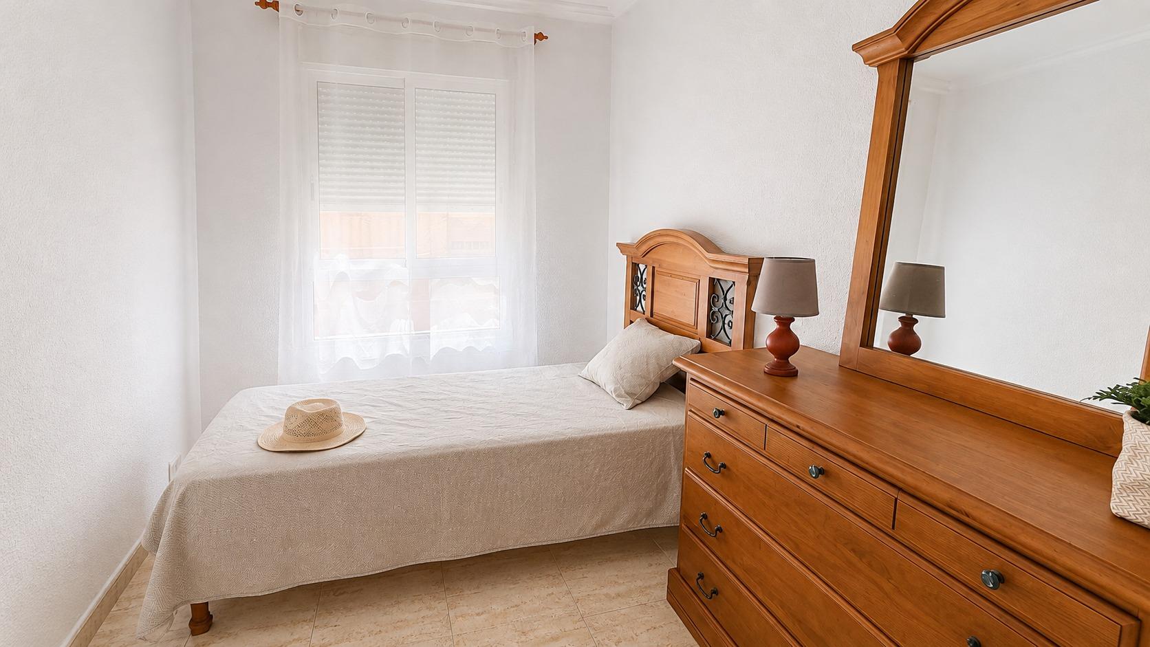 For sale - 3 Bedroom 2 Bathroom Apartment in Torrevieja - PARQUE DE LAS NACIONES  - Alicante
