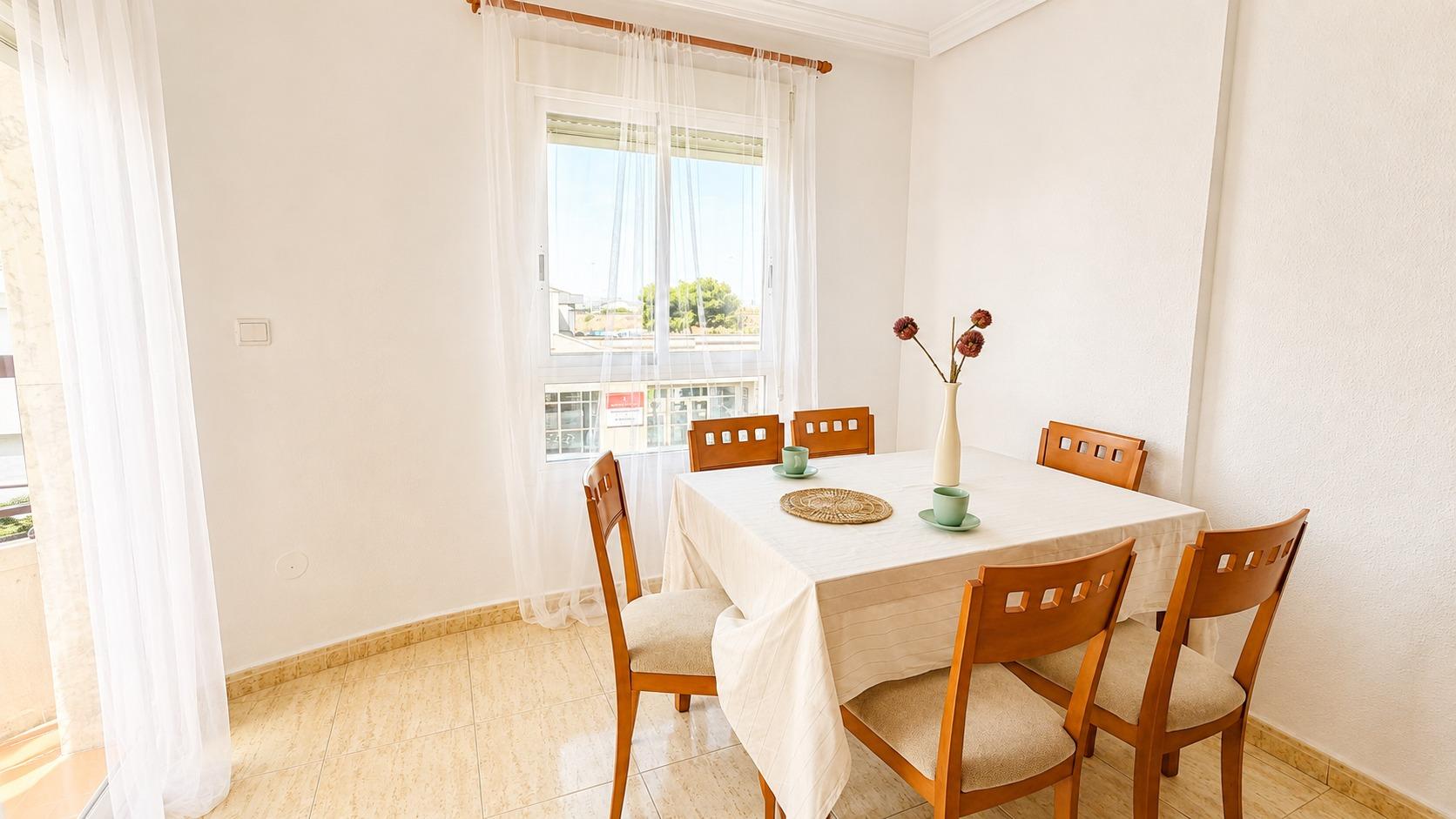 For sale - 3 Bedroom 2 Bathroom Apartment in Torrevieja - PARQUE DE LAS NACIONES  - Alicante