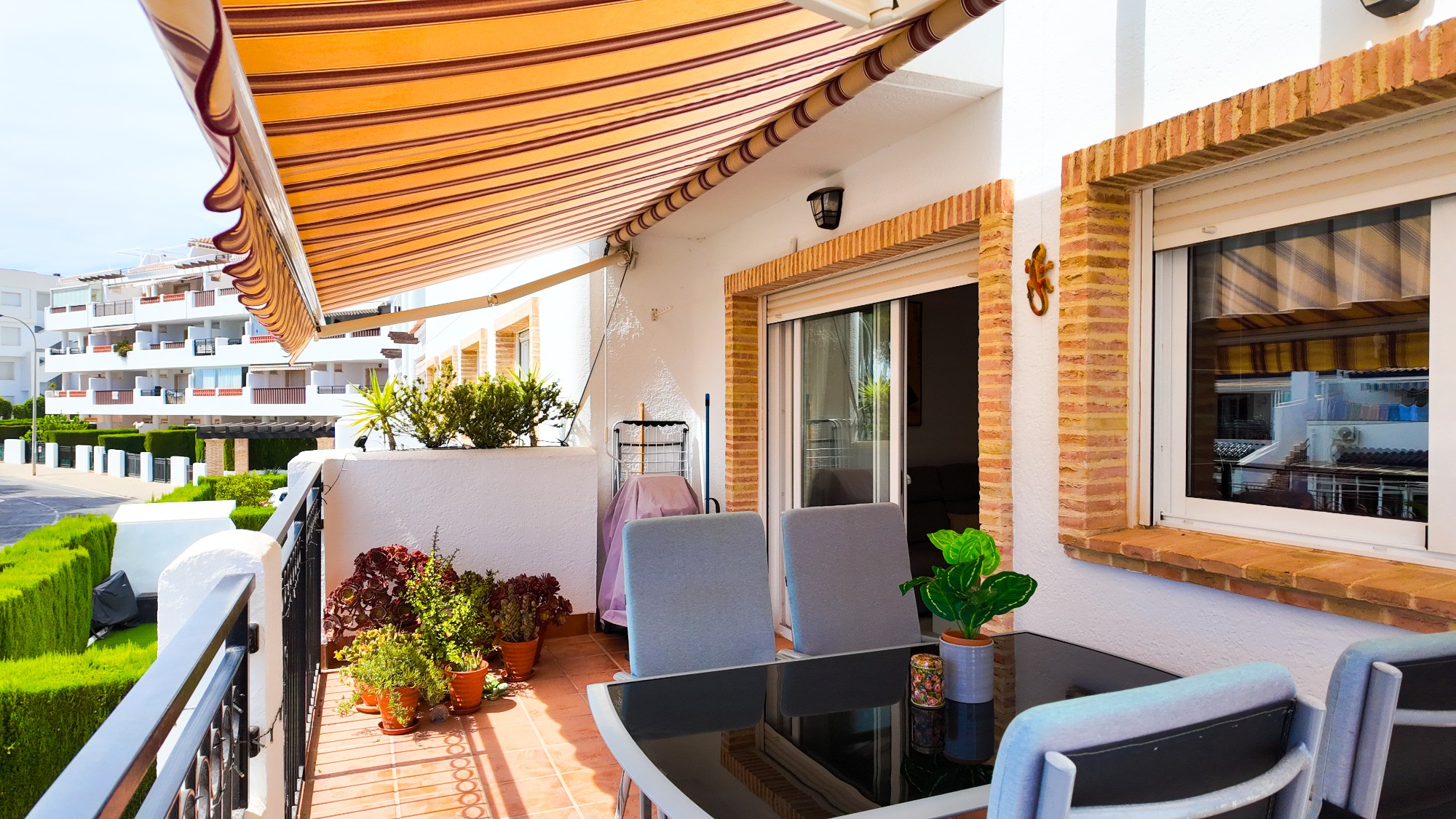 For sale - 2 Bedroom 2 Bathroom Apartment in Orihuela Costa - Costa Blanca  - Alicante