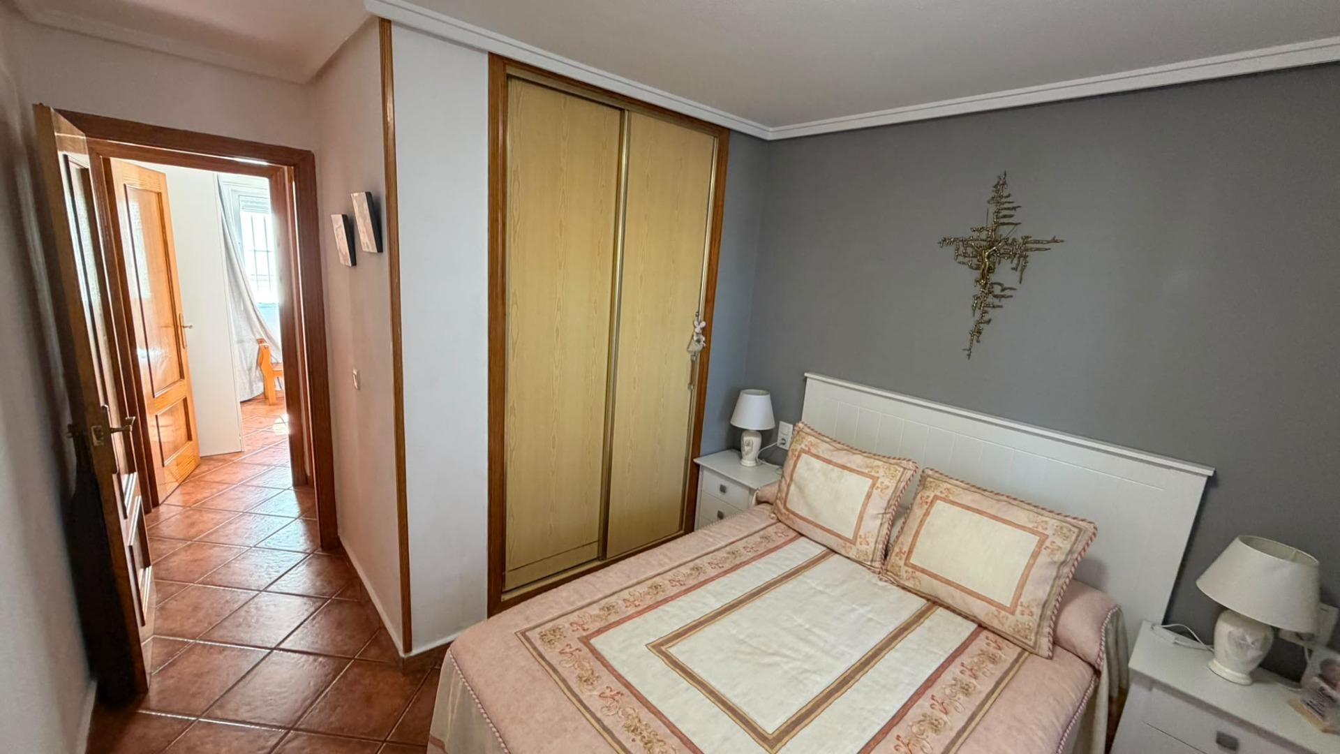 For sale - 2 Bedroom 1 Bathroom Apartment in Torrevieja - Playa Del Cura  - Alicante