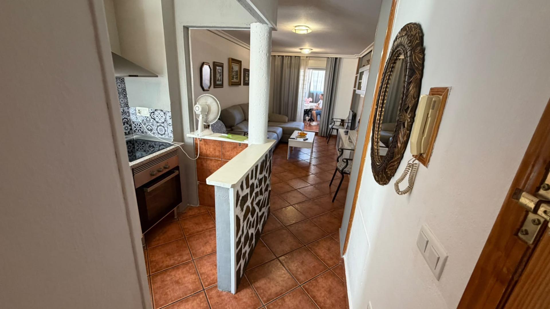 For sale - 2 Bedroom 1 Bathroom Apartment in Torrevieja - Playa Del Cura  - Alicante