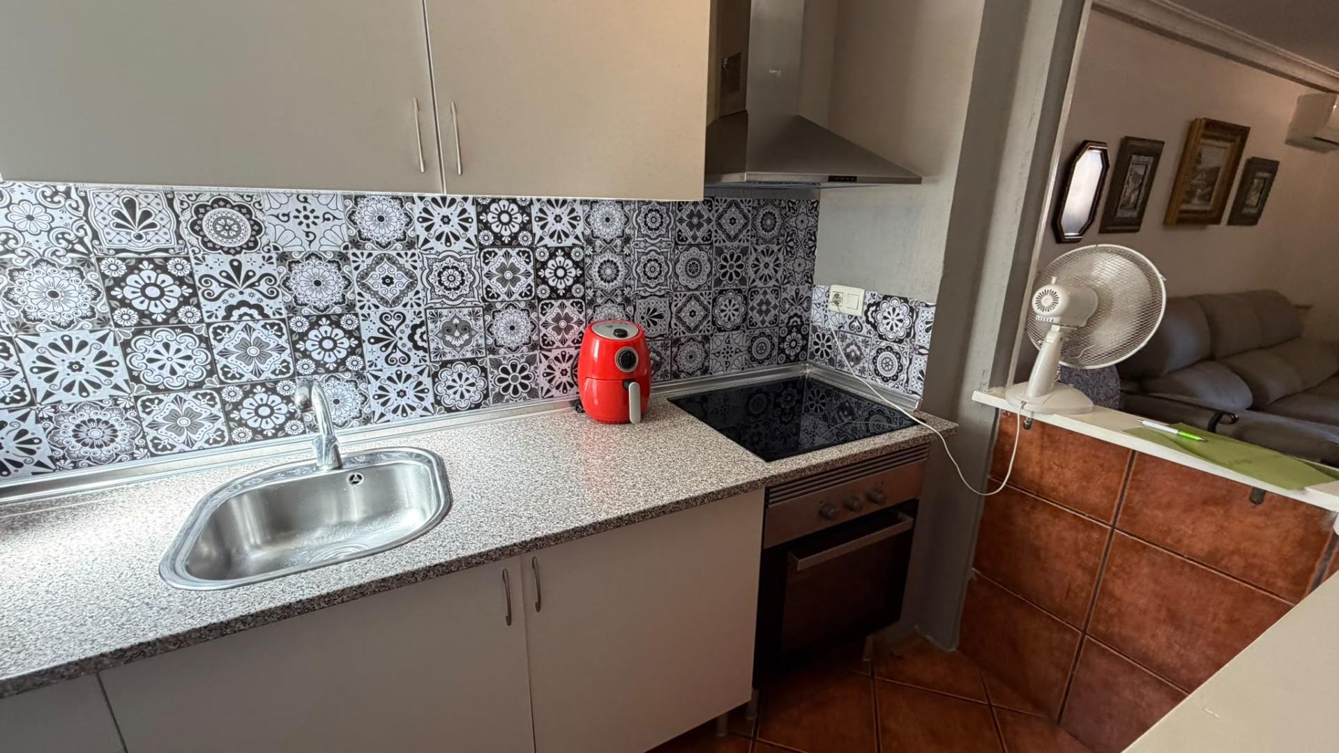 For sale - 2 Bedroom 1 Bathroom Apartment in Torrevieja - Playa Del Cura  - Alicante