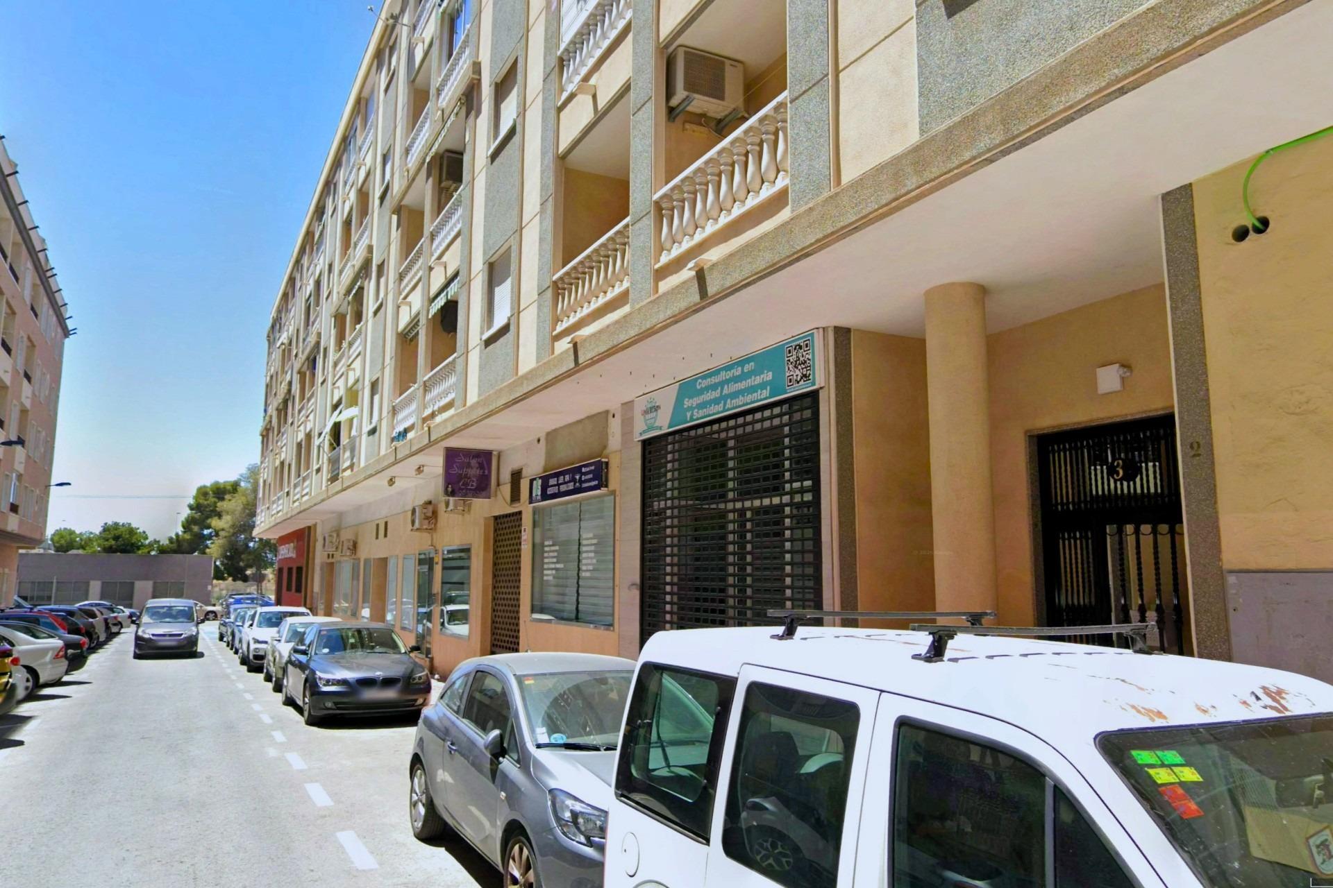 For sale - 2 Bedroom 1 Bathroom Apartment in Torrevieja - PARQUE DE LAS NACIONES  - Alicante