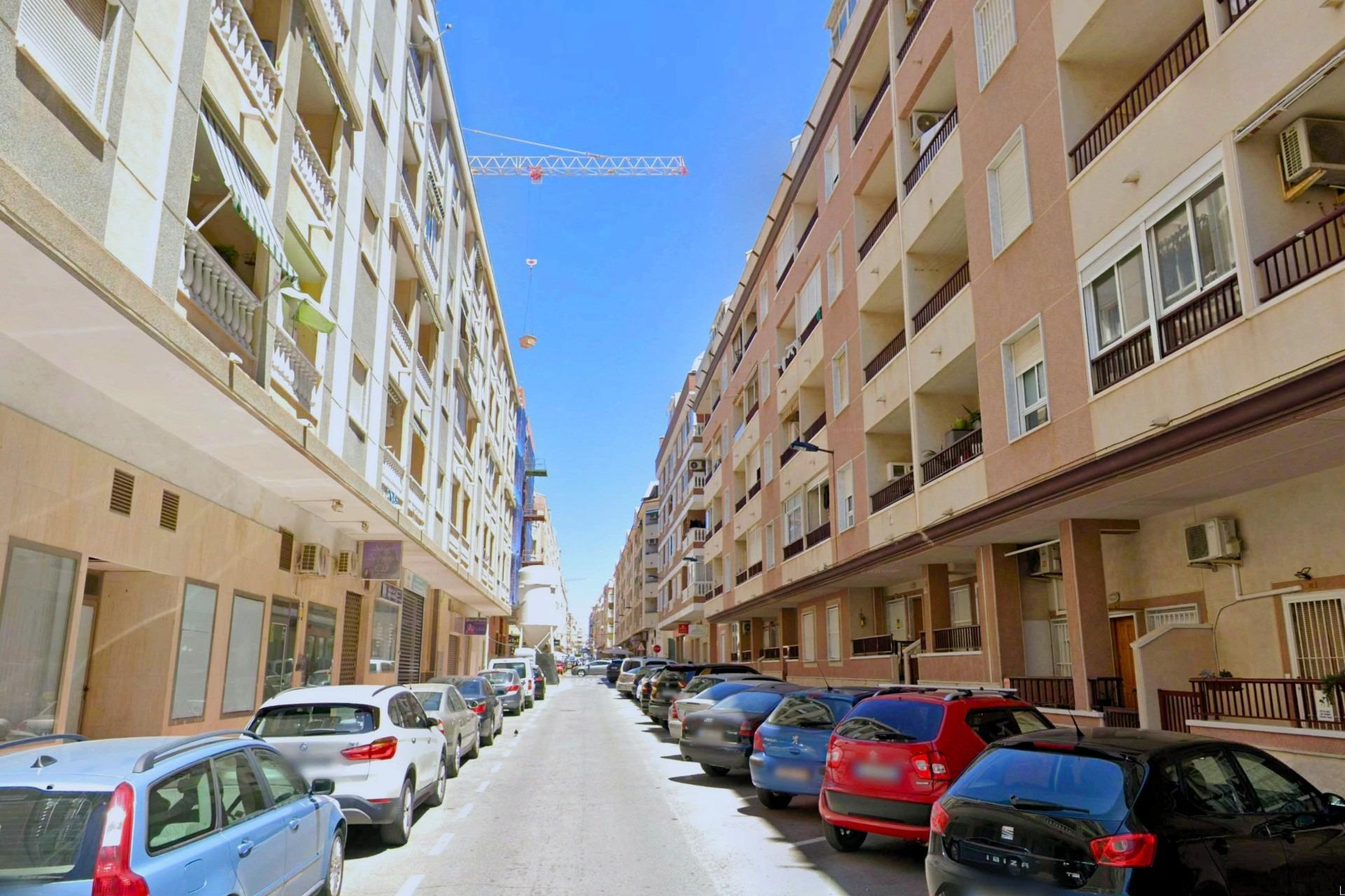 For sale - 2 Bedroom 1 Bathroom Apartment in Torrevieja - PARQUE DE LAS NACIONES  - Alicante