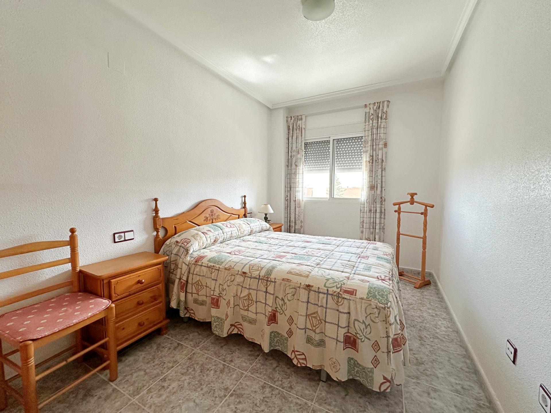 For sale - 2 Bedroom 1 Bathroom Apartment in Torrevieja - Playa Del Cura  - Alicante