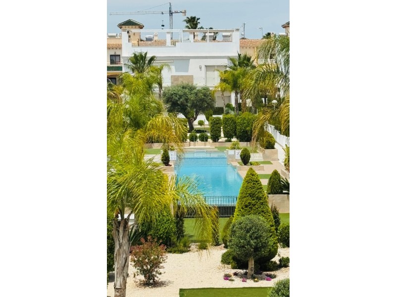 For sale - 3 Bedroom 2 Bathroom Penthouse in Rojales - Inland  - Alicante