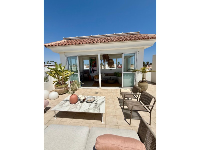 For sale - 3 Bedroom 2 Bathroom Penthouse in Rojales - Inland  - Alicante