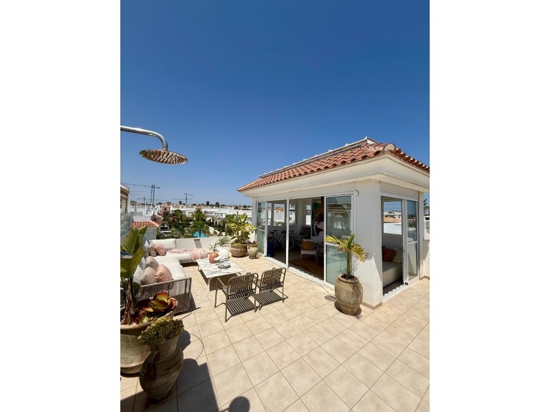 3 Bedroom 2 Bathroom Penthouse in Rojales