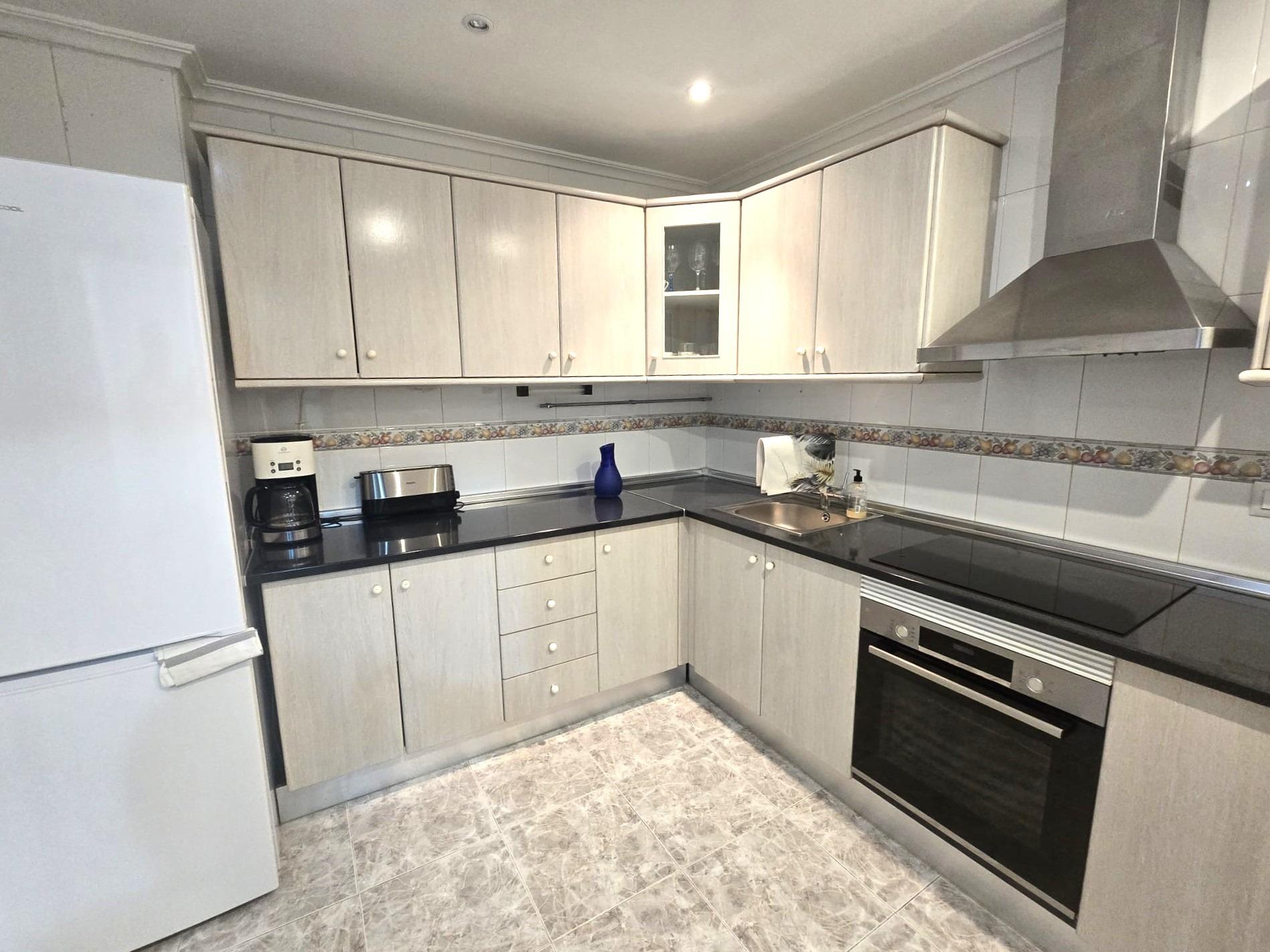 For sale - 3 Bedroom 2 Bathroom Apartment in Torrevieja - Las Piscinas Naturales  - Alicante