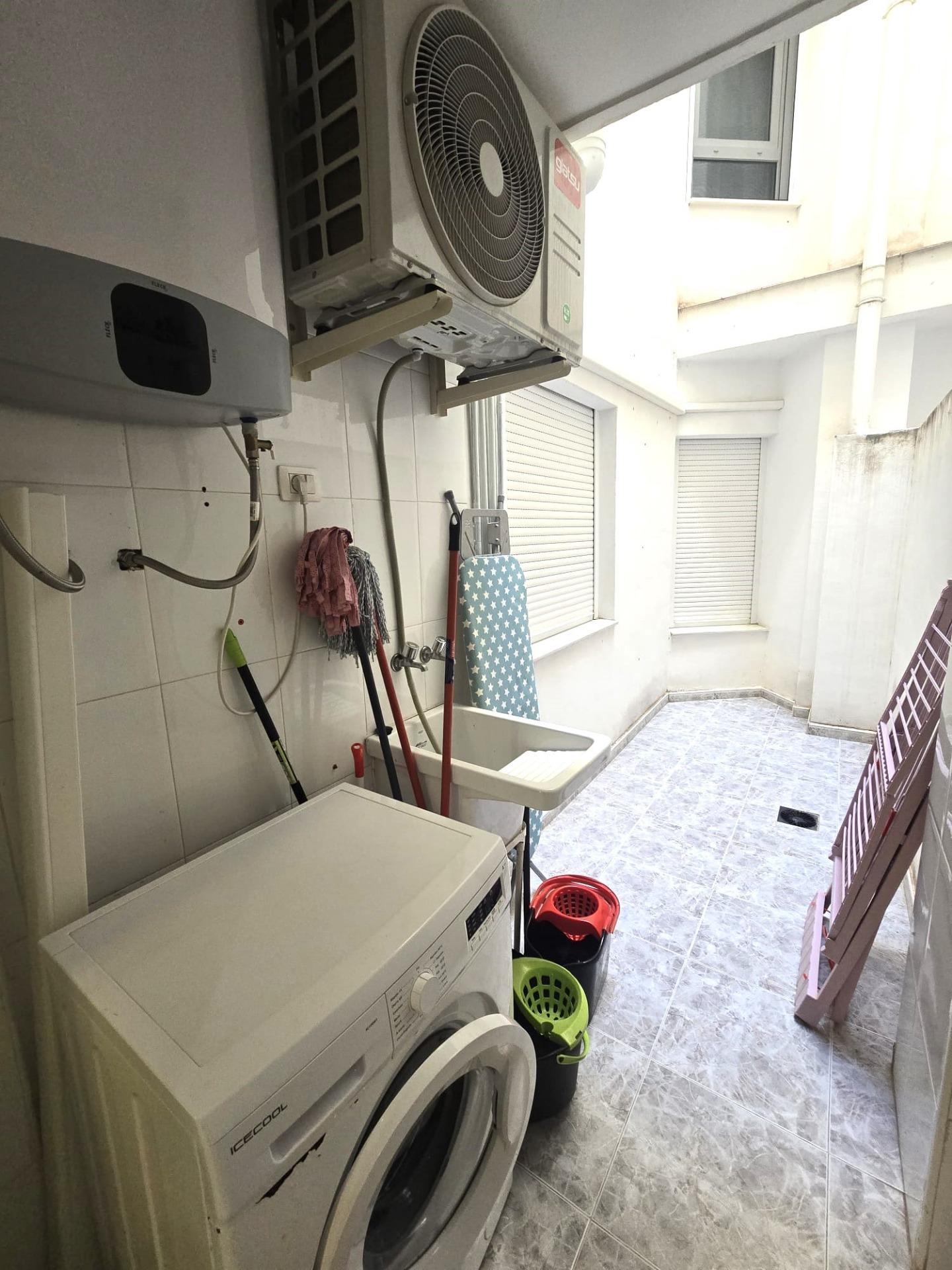 For sale - 3 Bedroom 2 Bathroom Apartment in Torrevieja - Las Piscinas Naturales  - Alicante