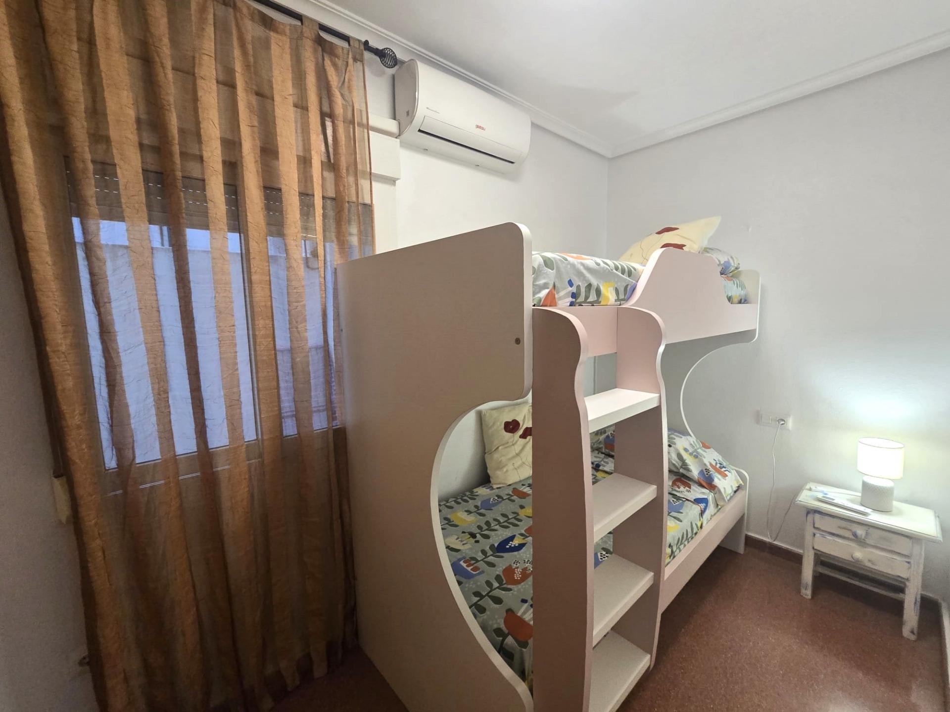 For sale - 3 Bedroom 2 Bathroom Apartment in Torrevieja - Las Piscinas Naturales  - Alicante