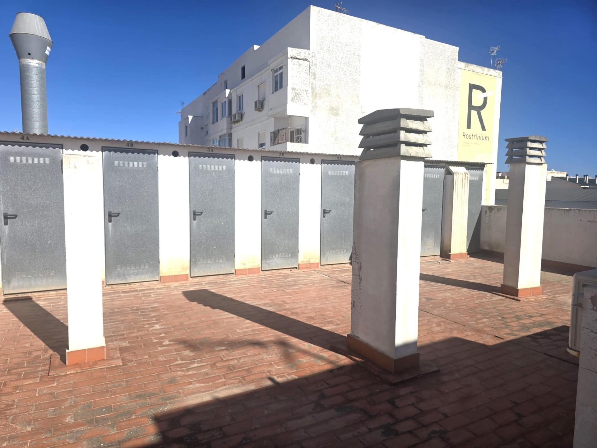 For sale - 3 Bedroom 2 Bathroom Apartment in Torrevieja - Las Piscinas Naturales  - Alicante
