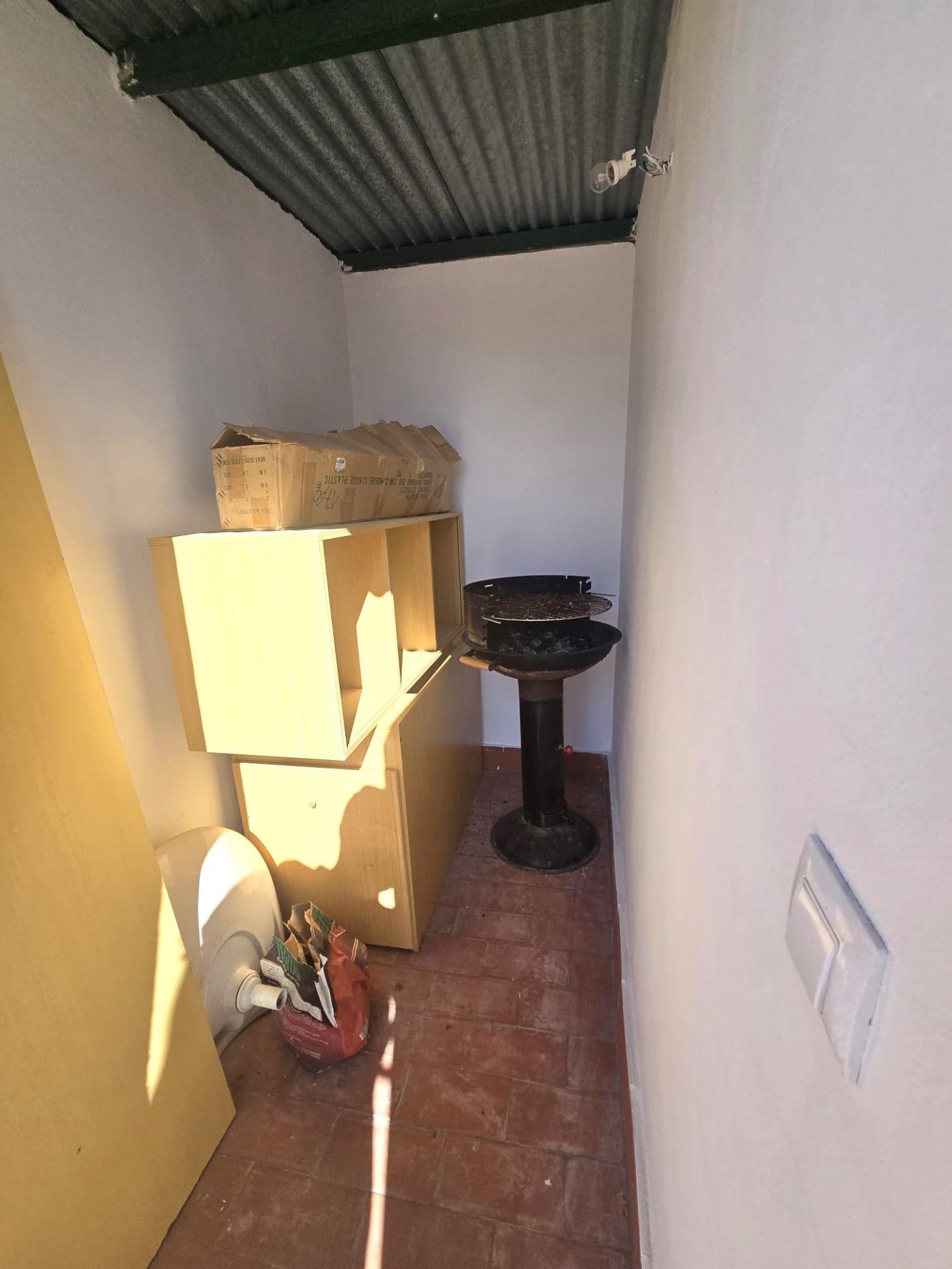 For sale - 3 Bedroom 2 Bathroom Apartment in Torrevieja - Las Piscinas Naturales  - Alicante