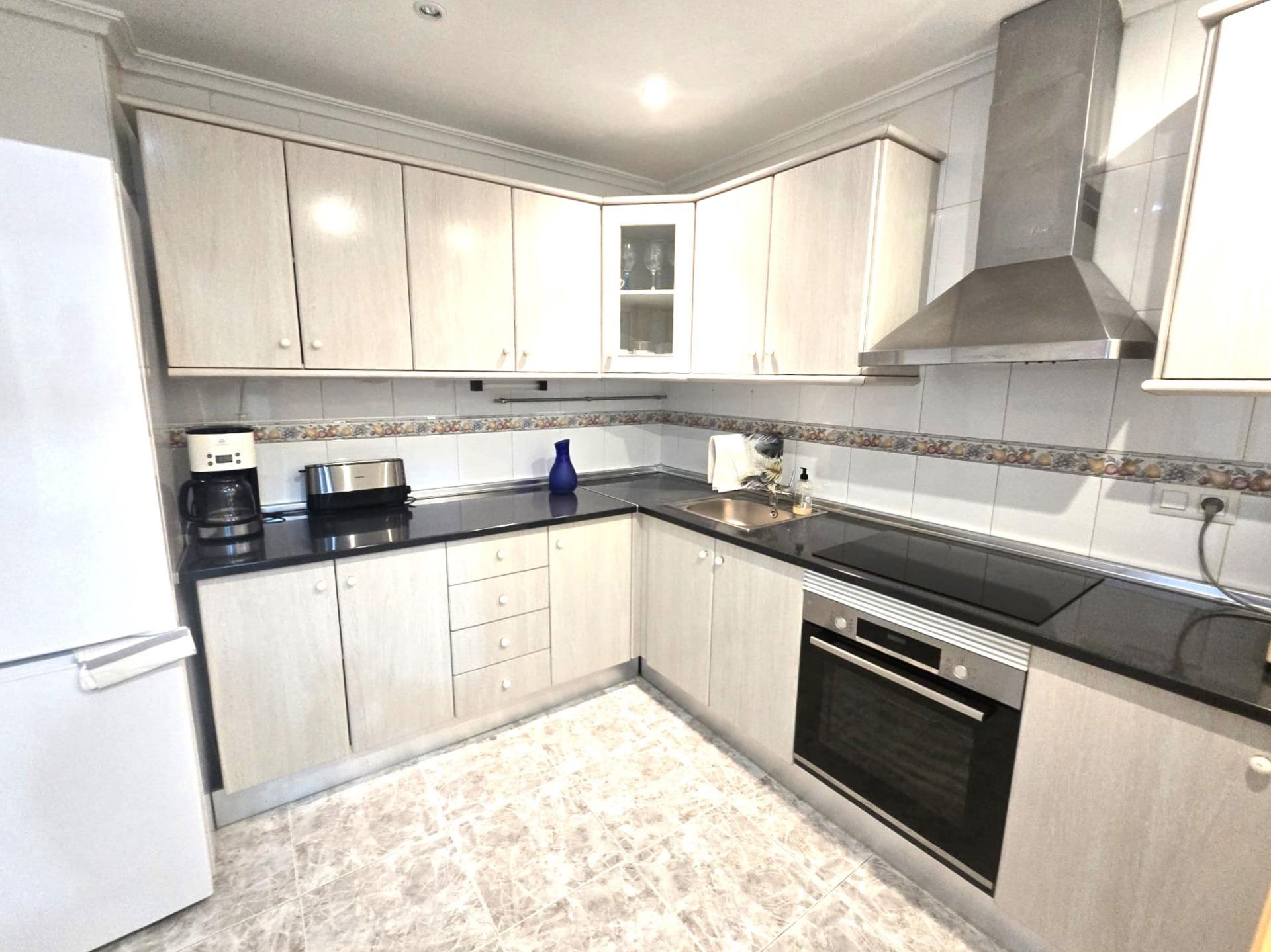 For sale - 3 Bedroom 2 Bathroom Apartment in Torrevieja - Las Piscinas Naturales  - Alicante