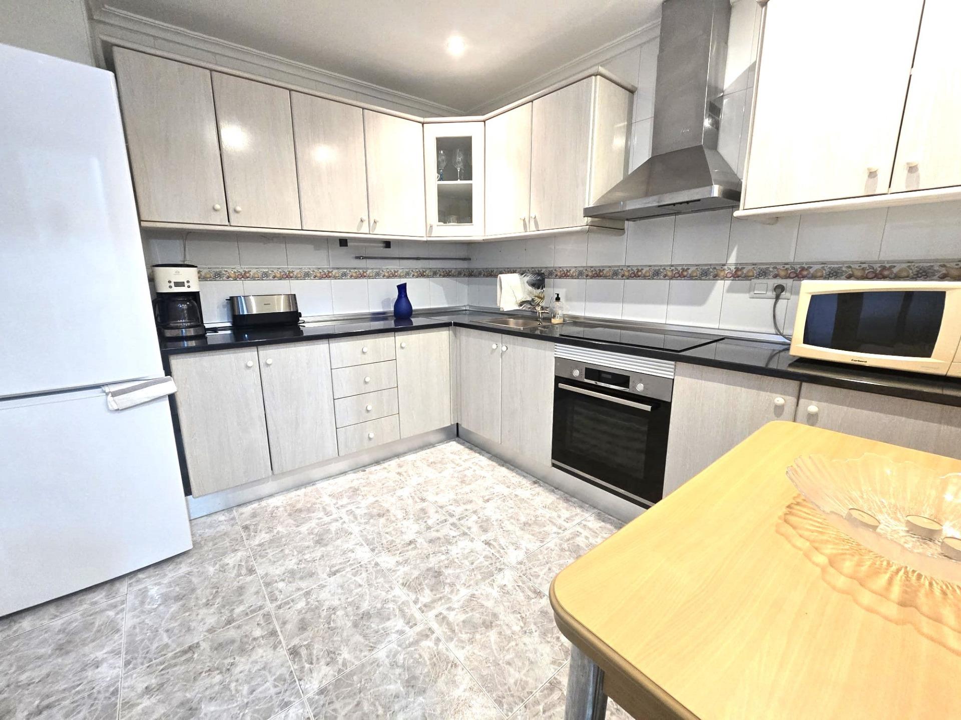 For sale - 3 Bedroom 2 Bathroom Apartment in Torrevieja - Las Piscinas Naturales  - Alicante