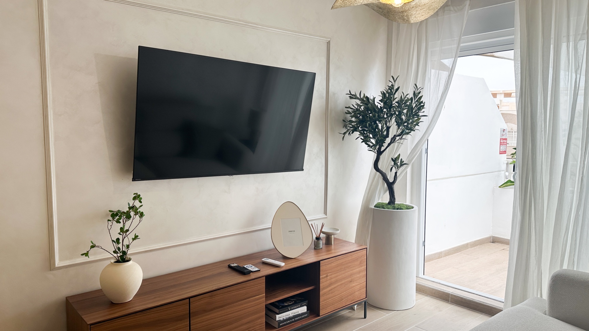 For sale - 2 Bedroom 1 Bathroom Apartment in Torrevieja - Costa Blanca  - Alicante